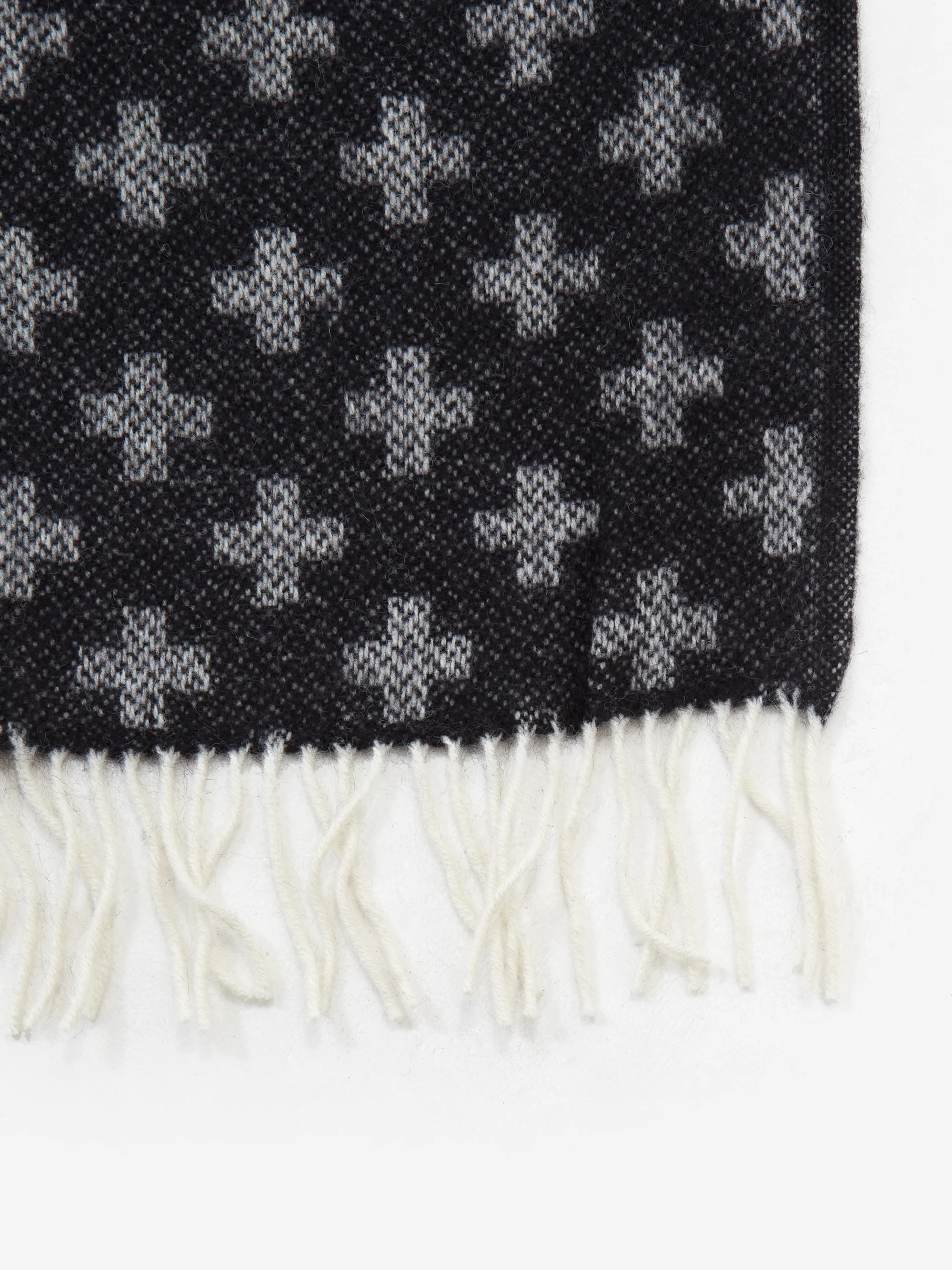 Klippan Plus Lambswool Blanket - Black - Image 3
