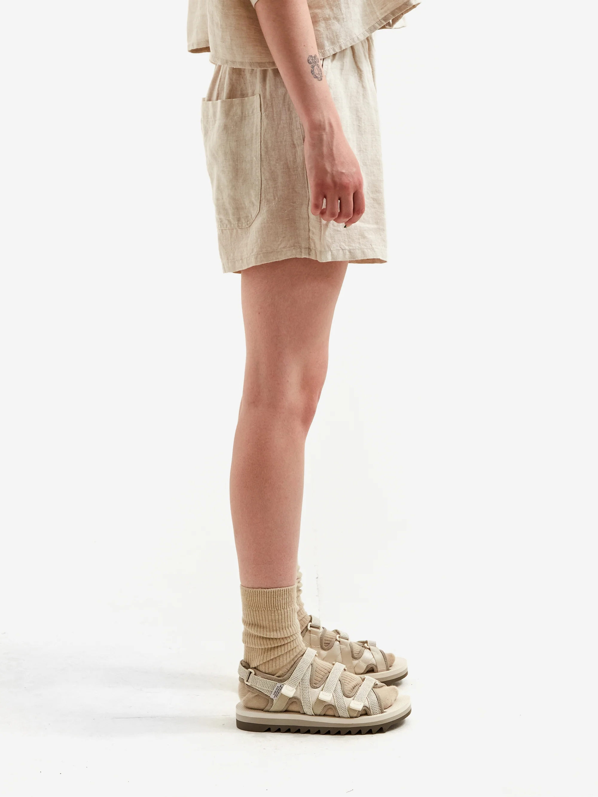 LF Markey Basic Linen Shorts - Cream - Image 2