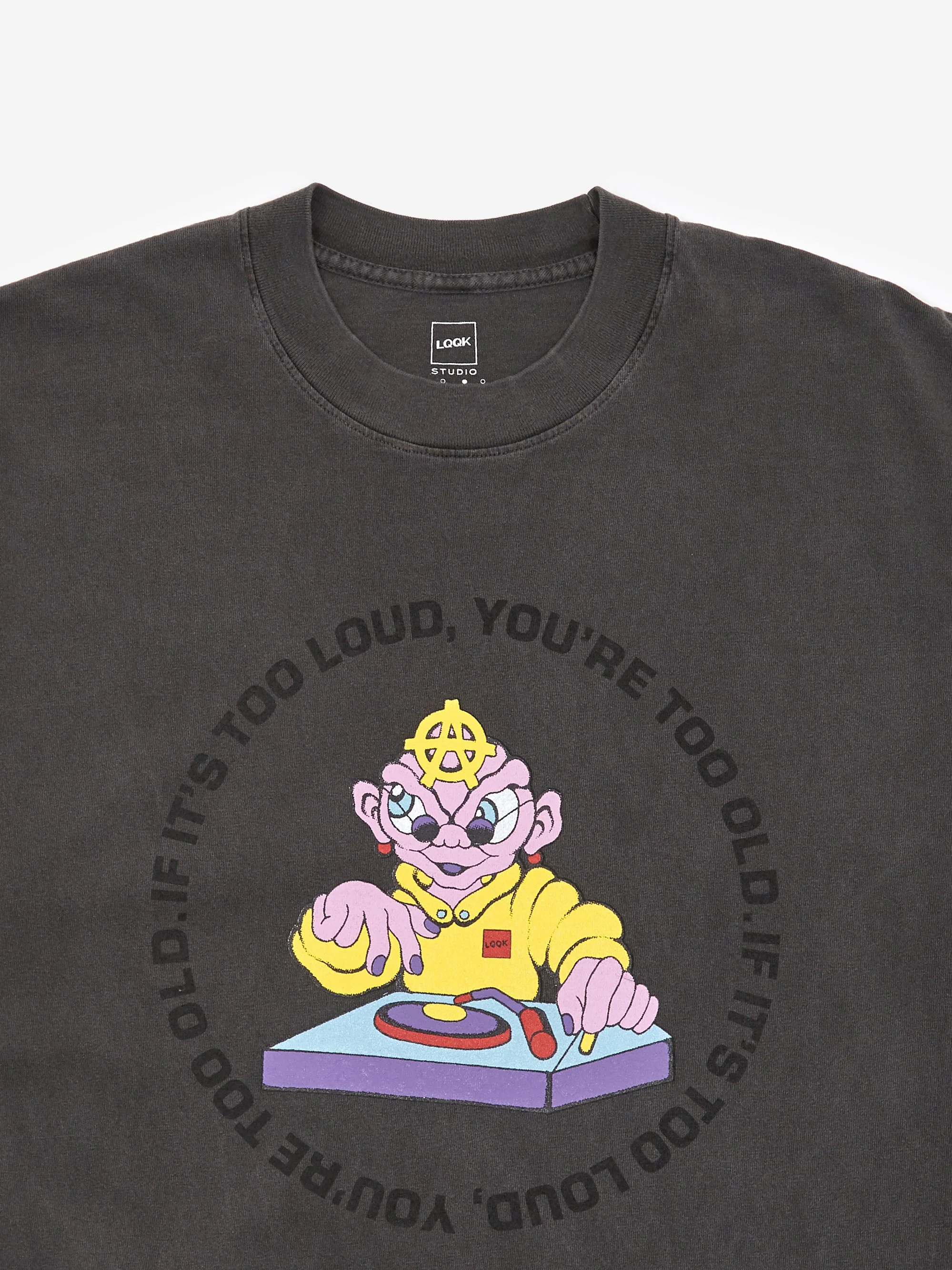 LQQK Studio Take Me To Your DJ Short Sleeve T-Shirt - Tar - Image 2