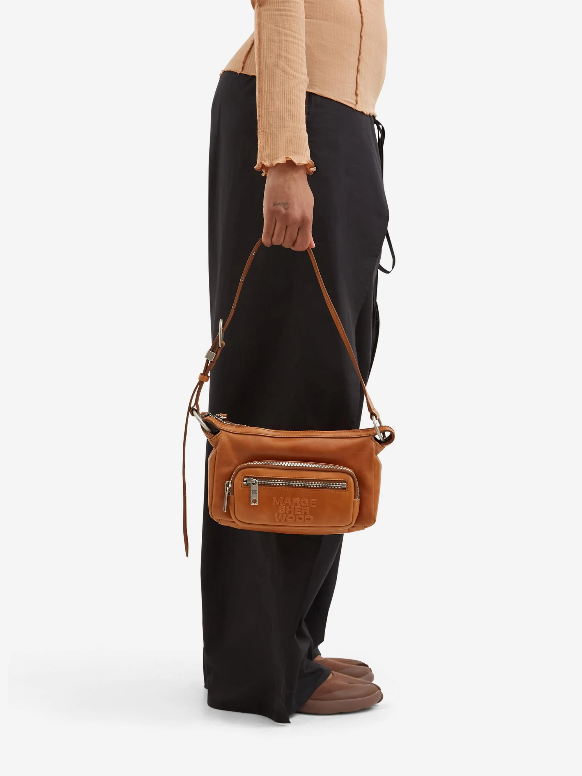 MARGESHERWOOD Outpocket Hobo Mini - Saddle Brown Pull-Up - Image 3