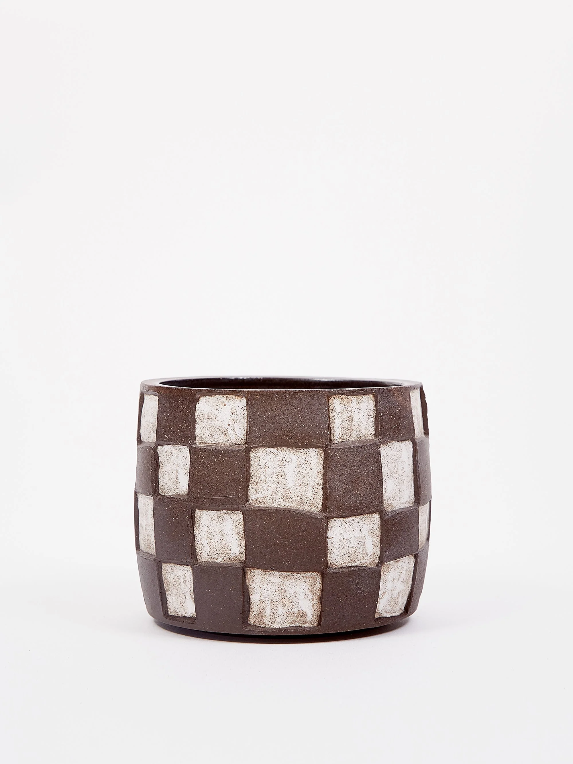 Mellow Short Stout Vase - Dark Brown Carved Check - Image 4