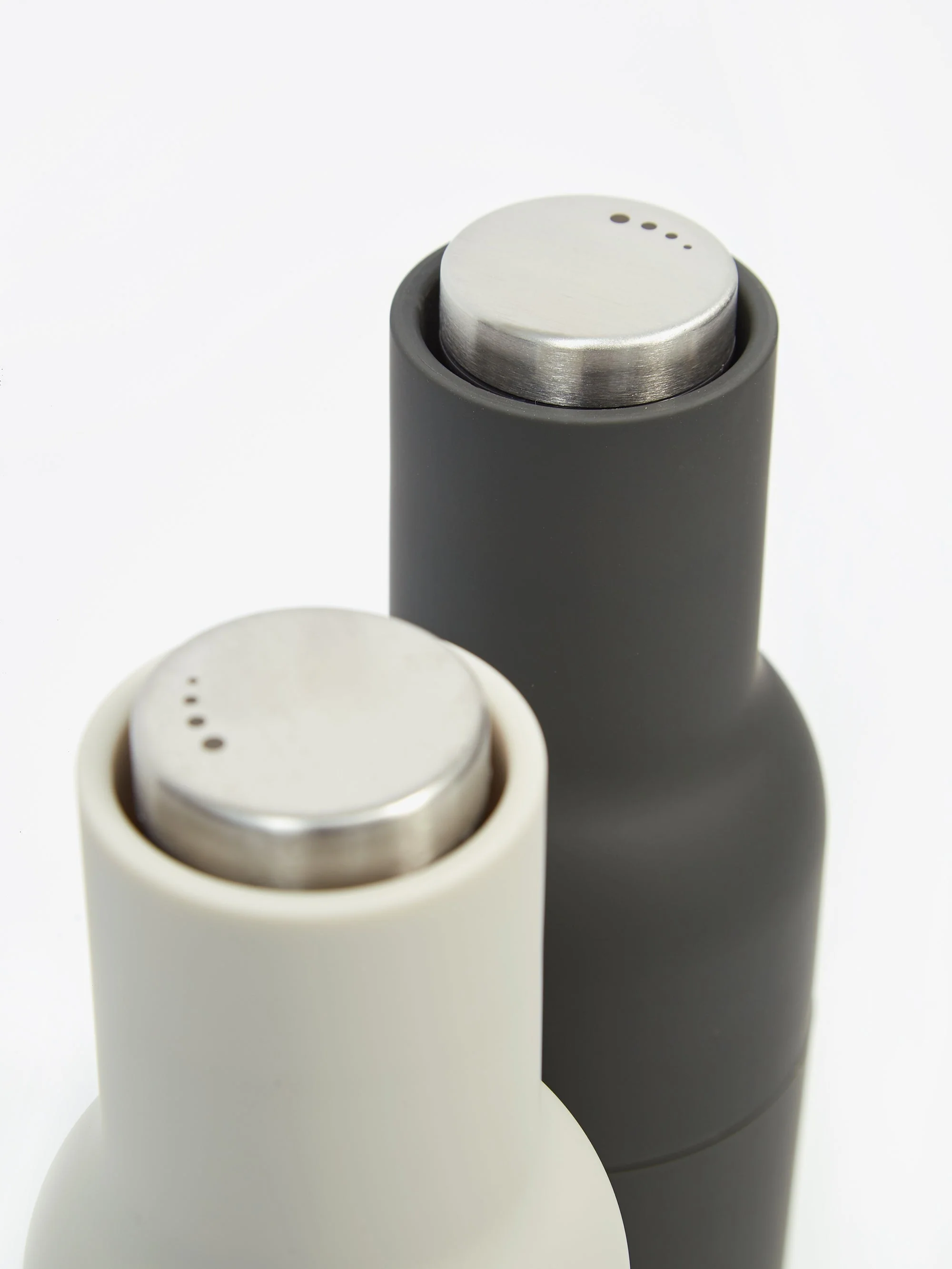Menu Bottle Grinder - Ash/Carbon with Steel Lid - Image 2