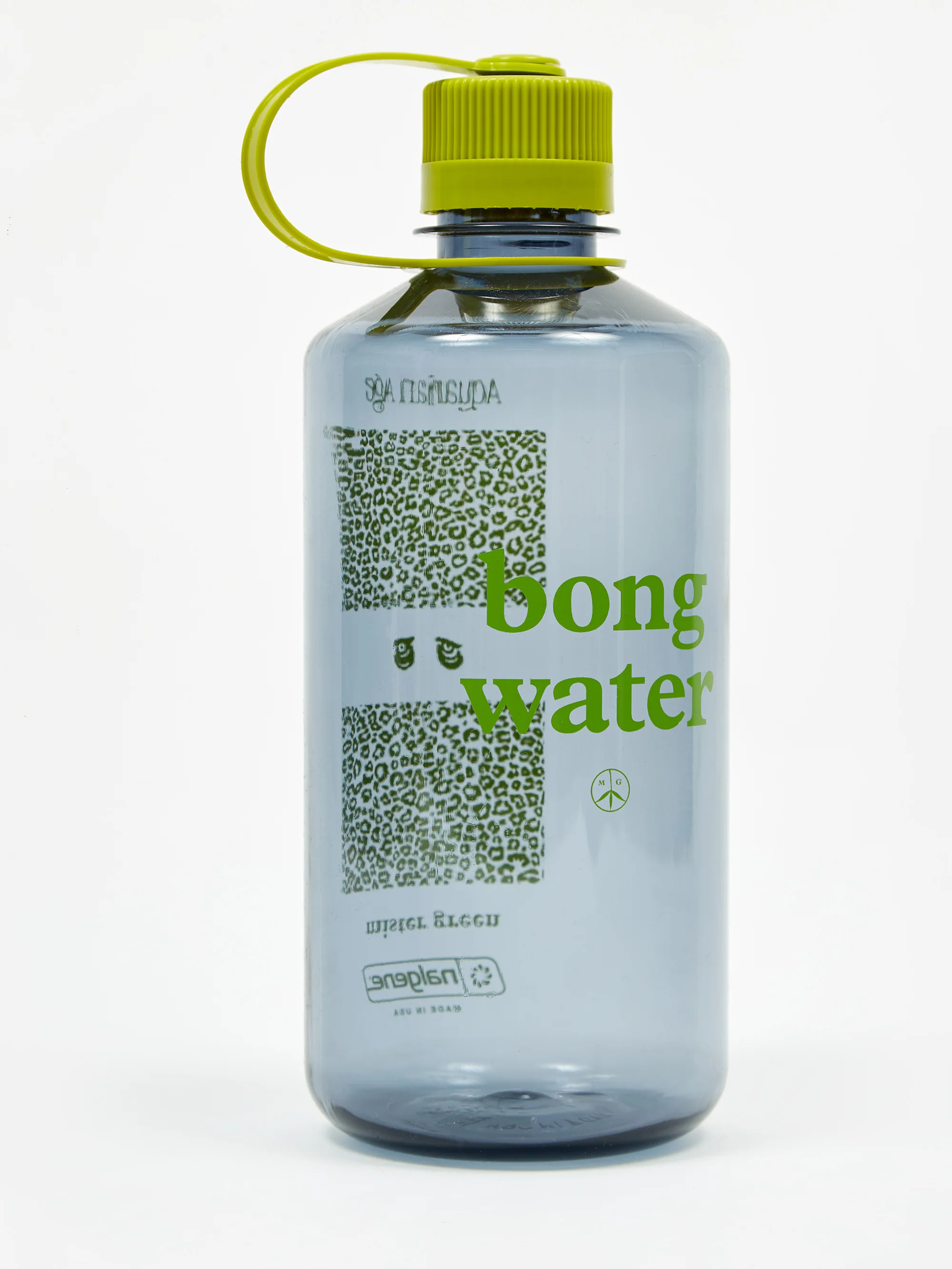 Mister Green Bong Water Bottle Hard Shell - Grey/Green - Image 3