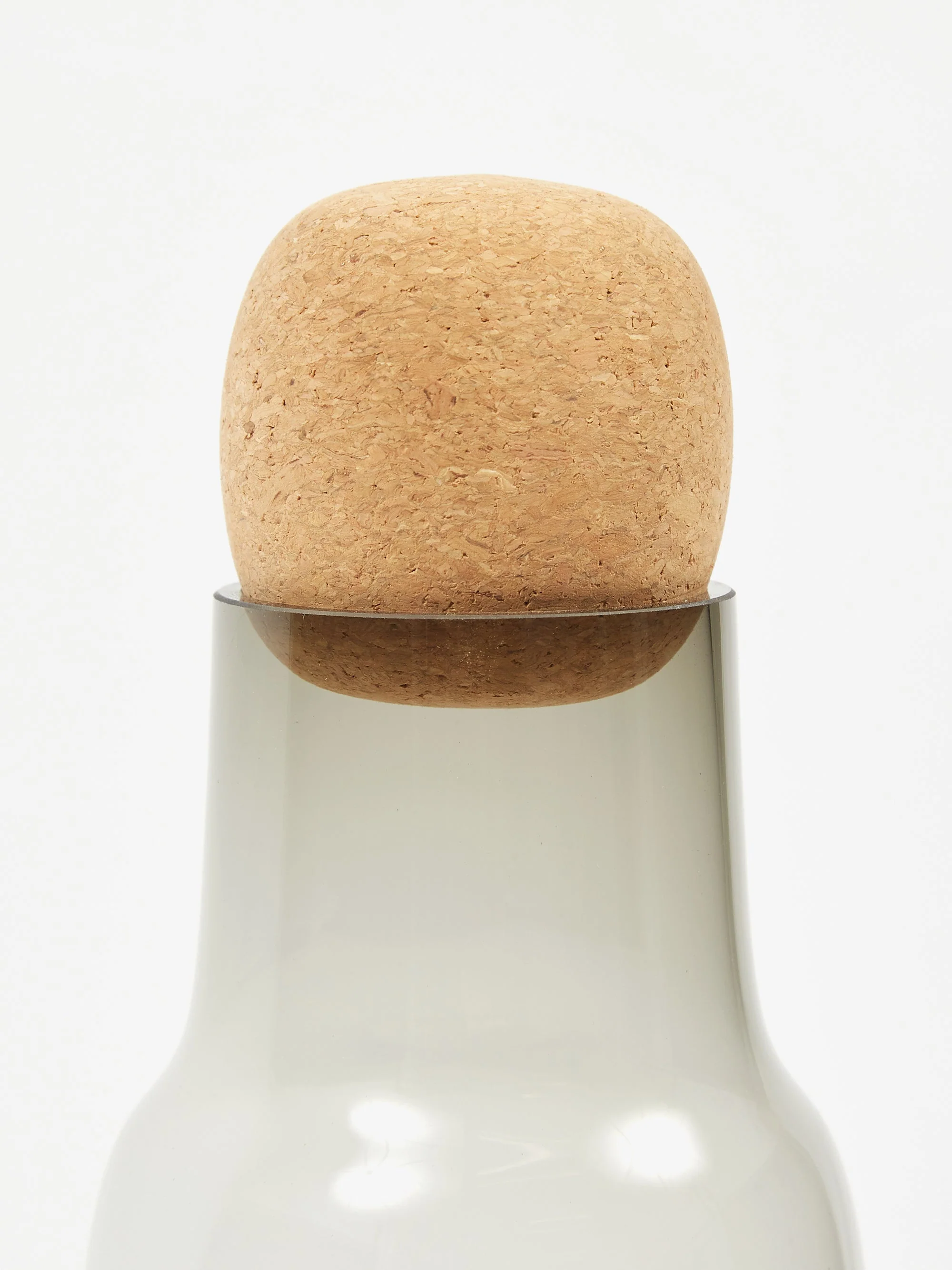 Muuto Corky Carafe - Grey - Image 3