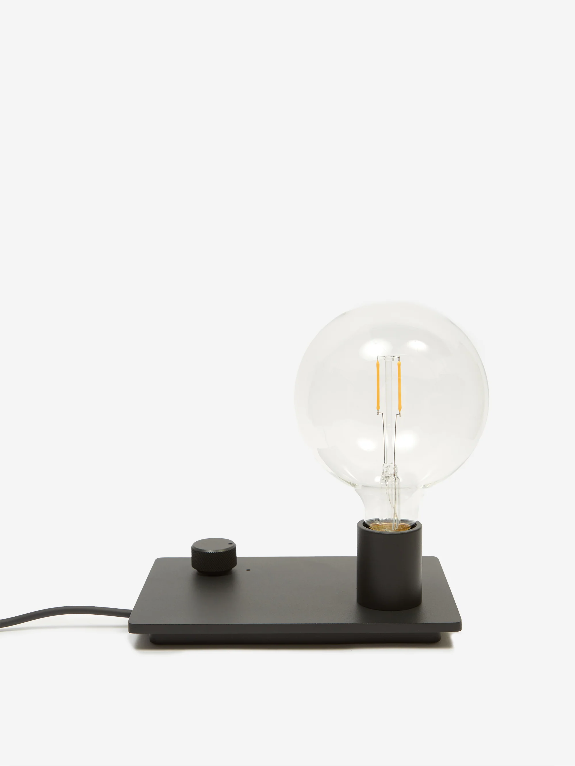 Muuto Control Lamp - Black - Image 5