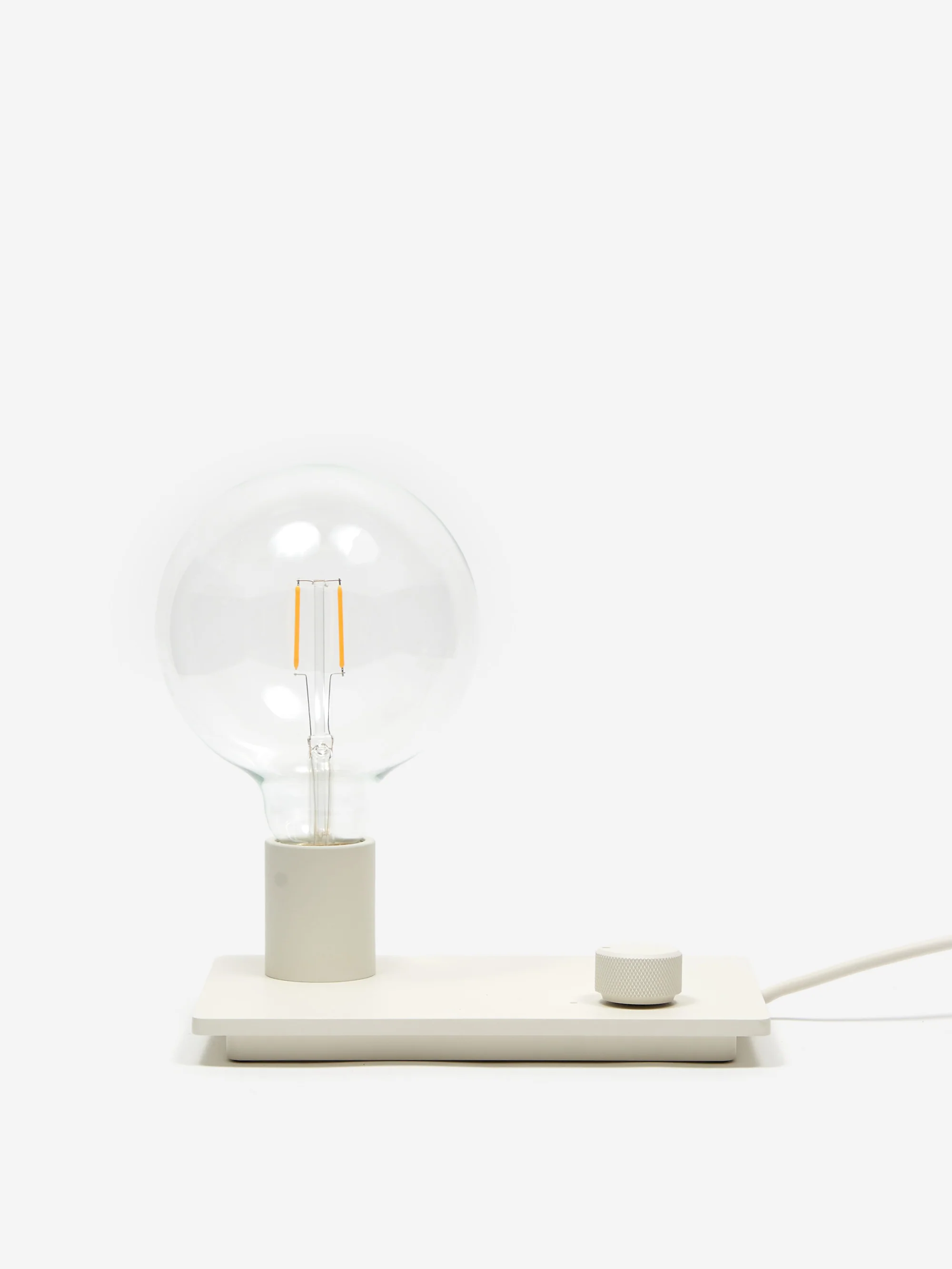 Muuto Control Lamp - White