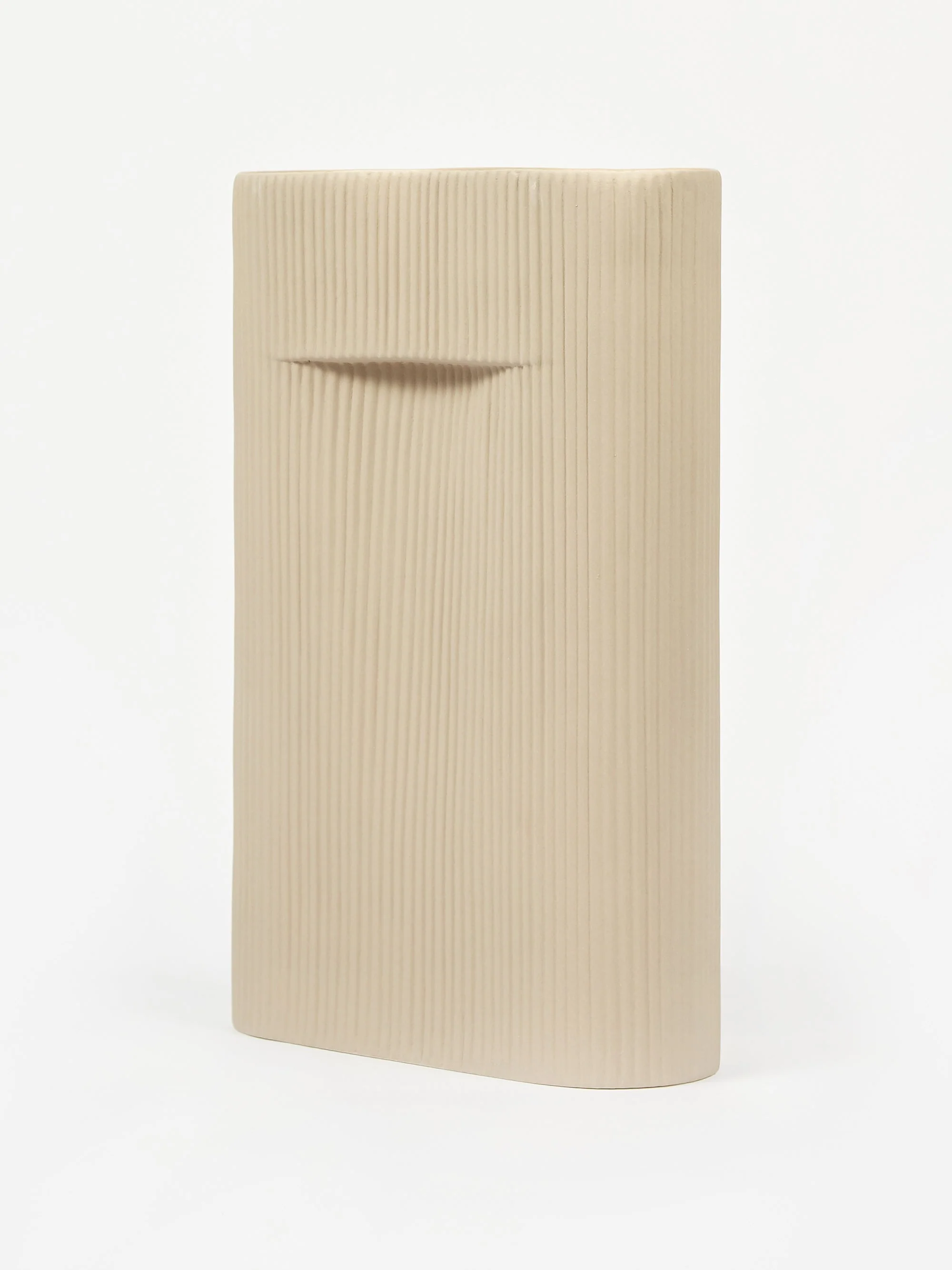 Muuto Ridge Large Vase - Beige - Image 4