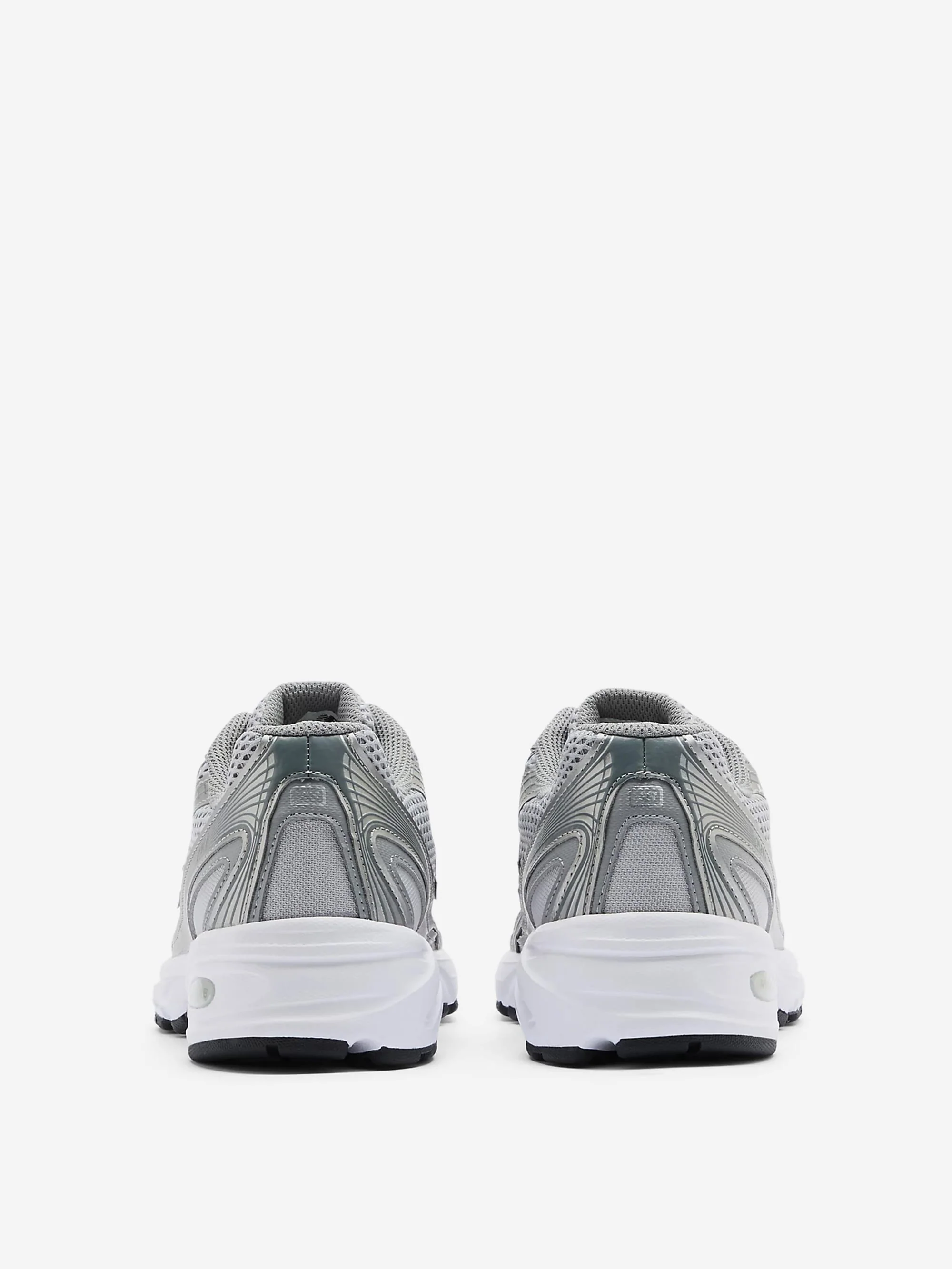 New Balance 740 - Metallic Silver - Image 5