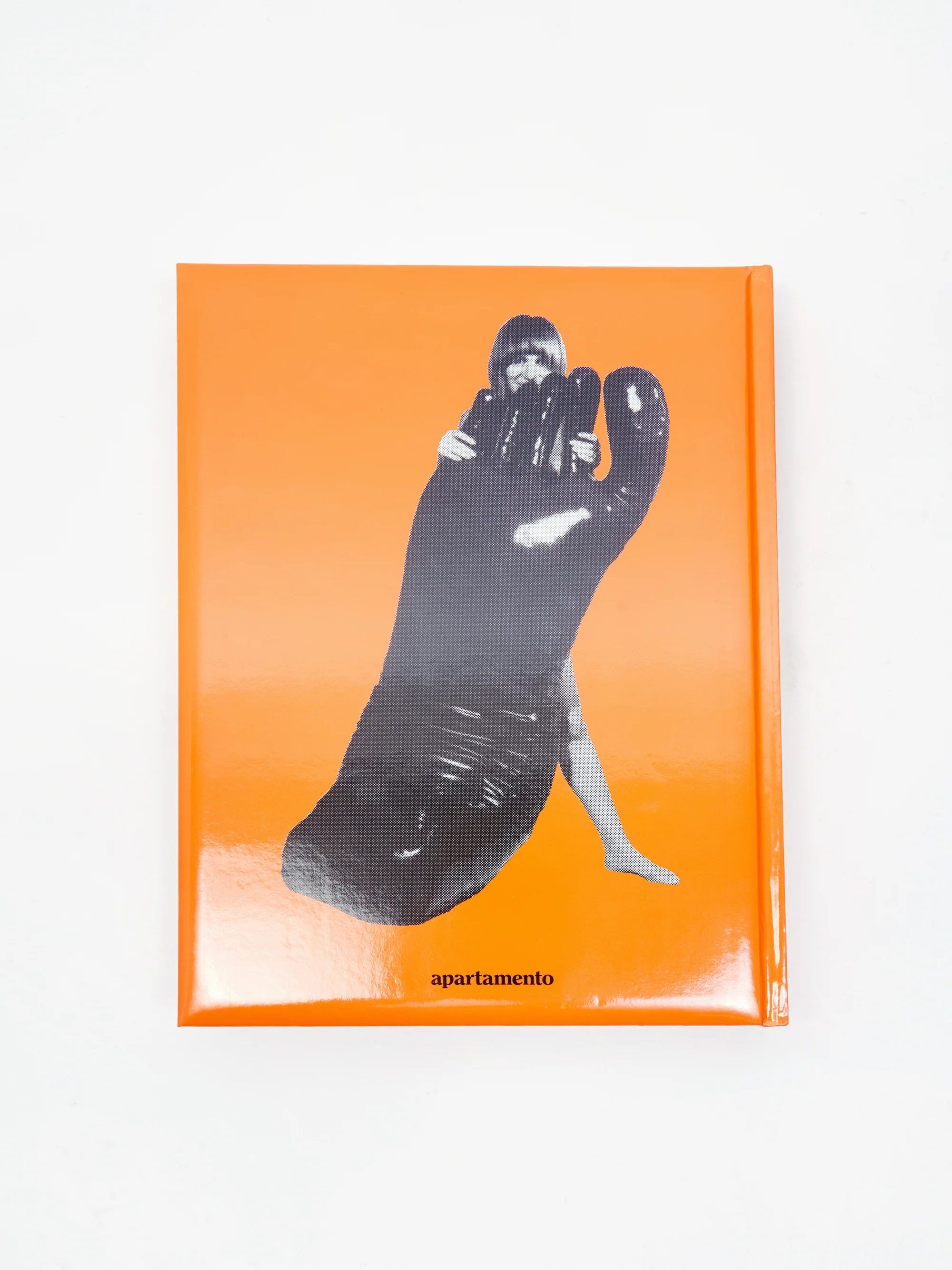 Nicola L: Life and Art - Image 3