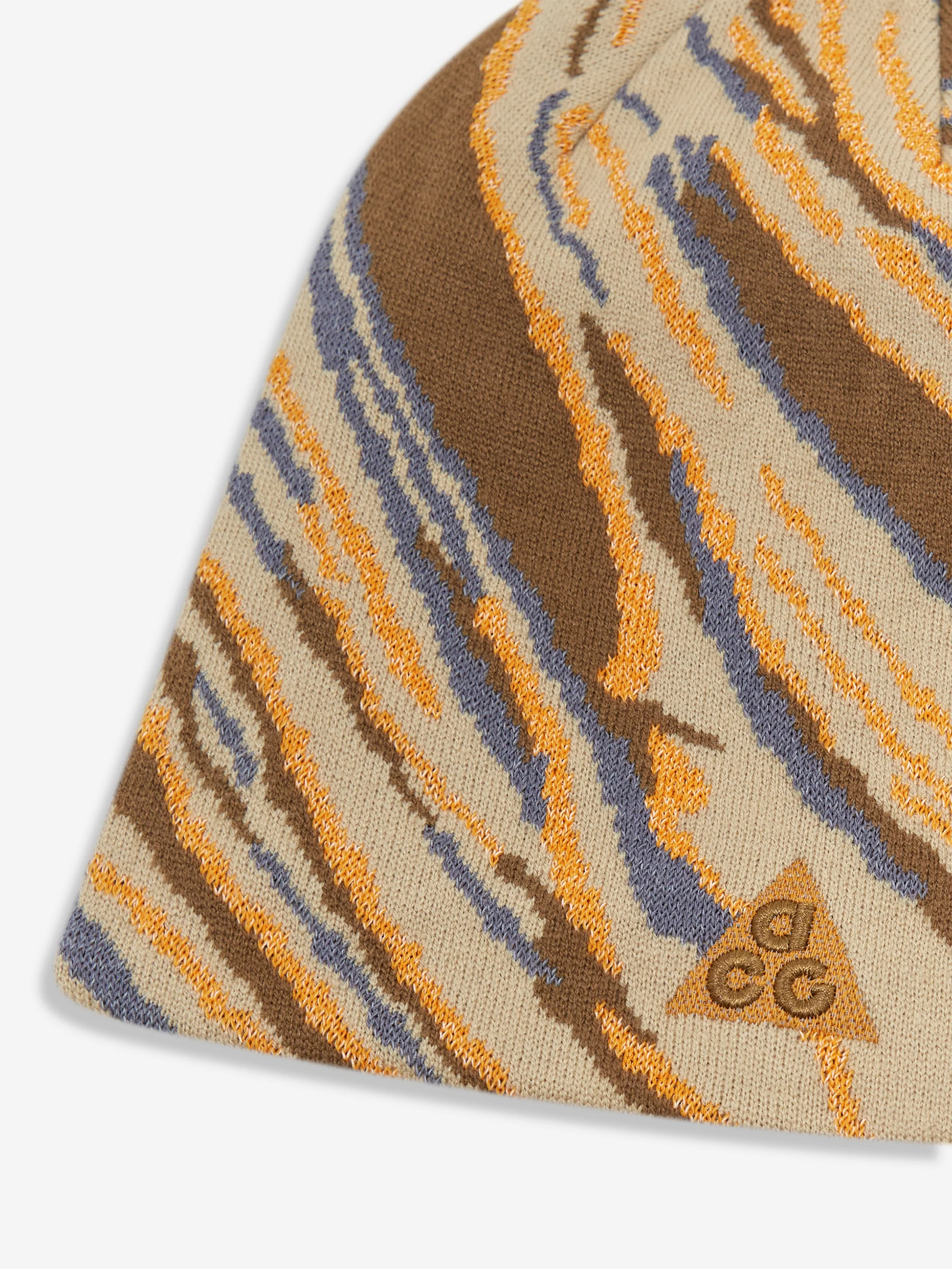 Nike ACG Peak Big Band Beanie - Parachute Beige/Reflective - Image 2