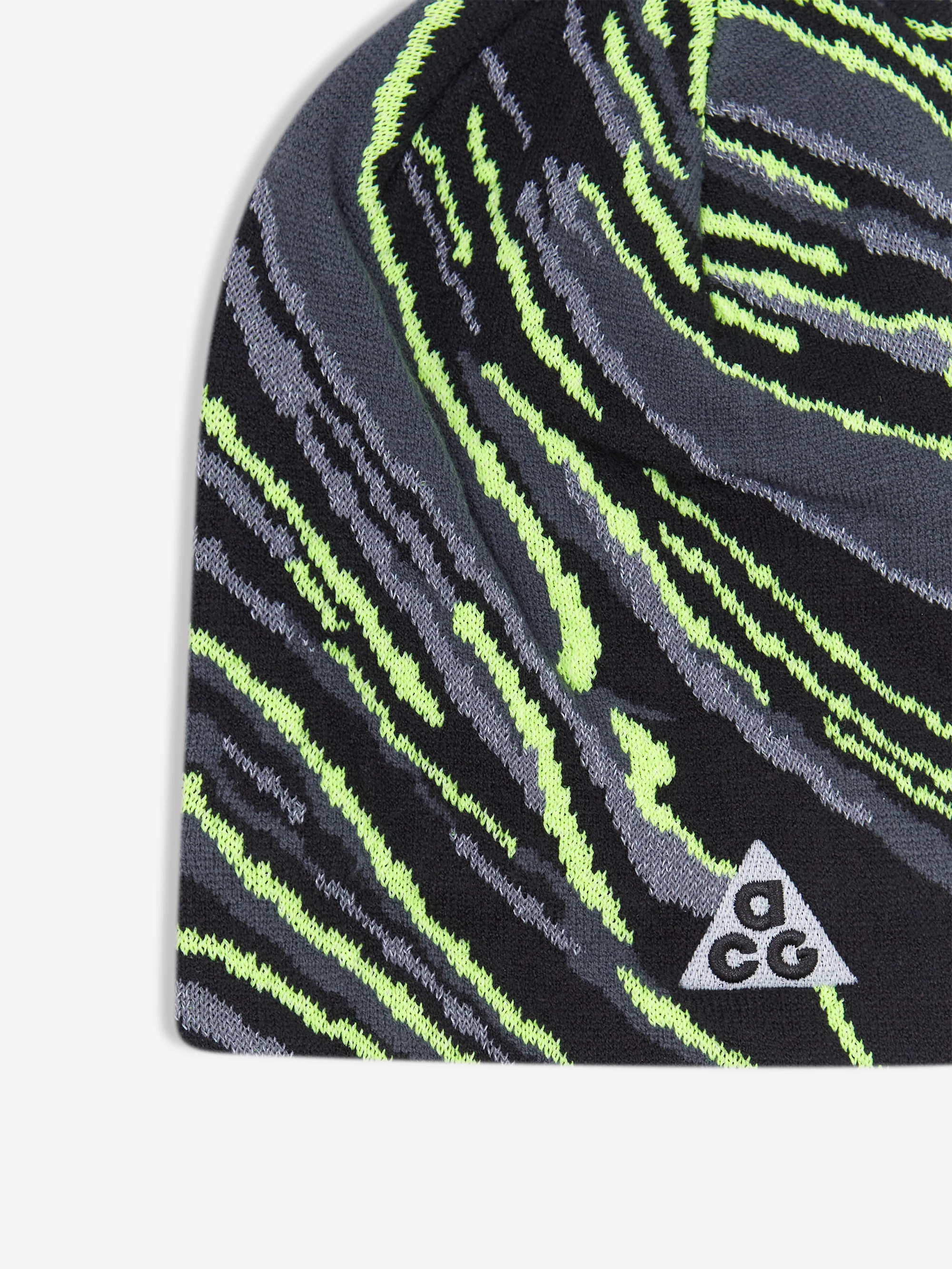Nike ACG Peak Big Band Beanie - Smoke Grey/Black/Reflective - Image 2