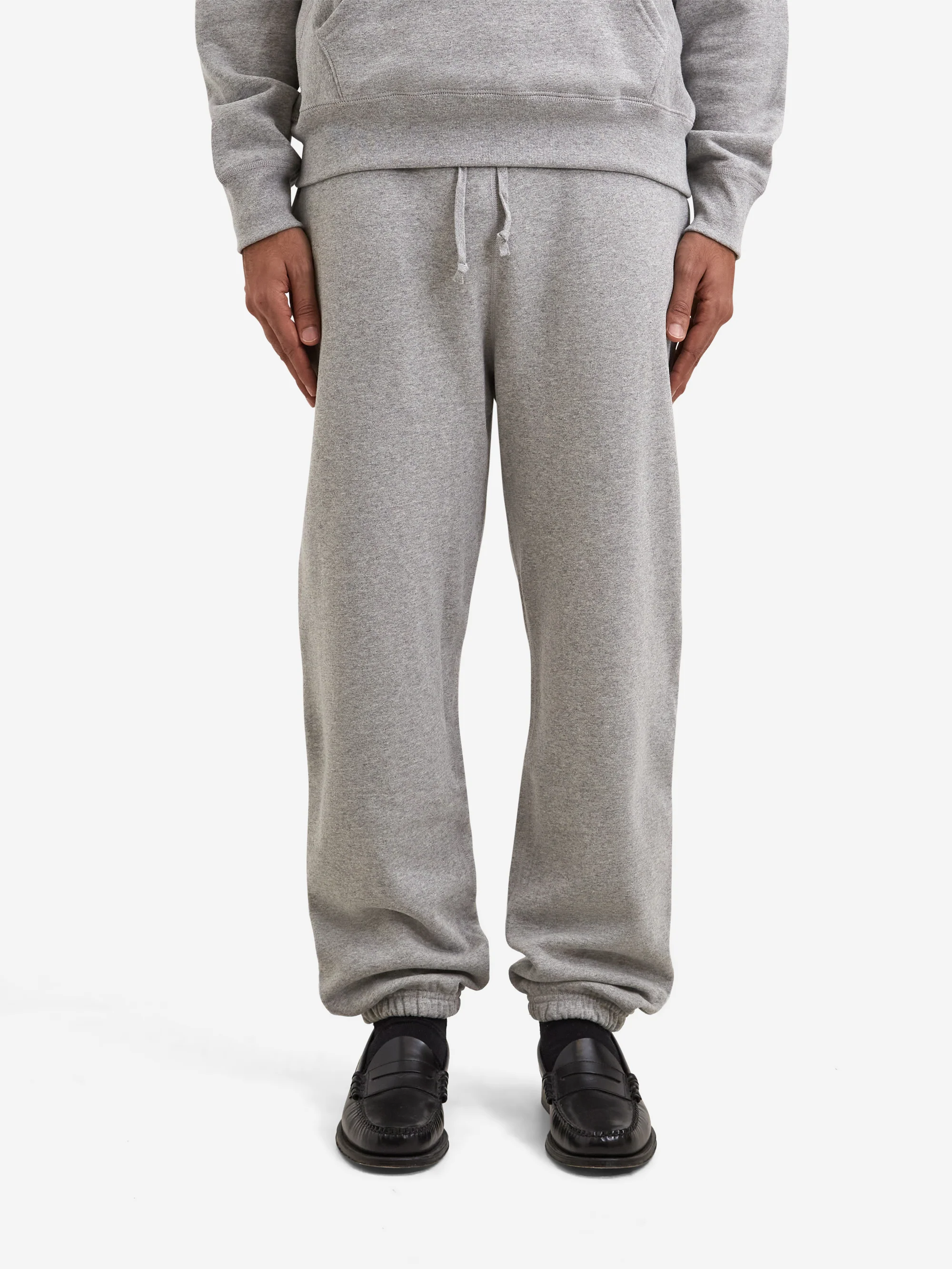 Noah Classic Sweatpants - Heather Grey - Image 2