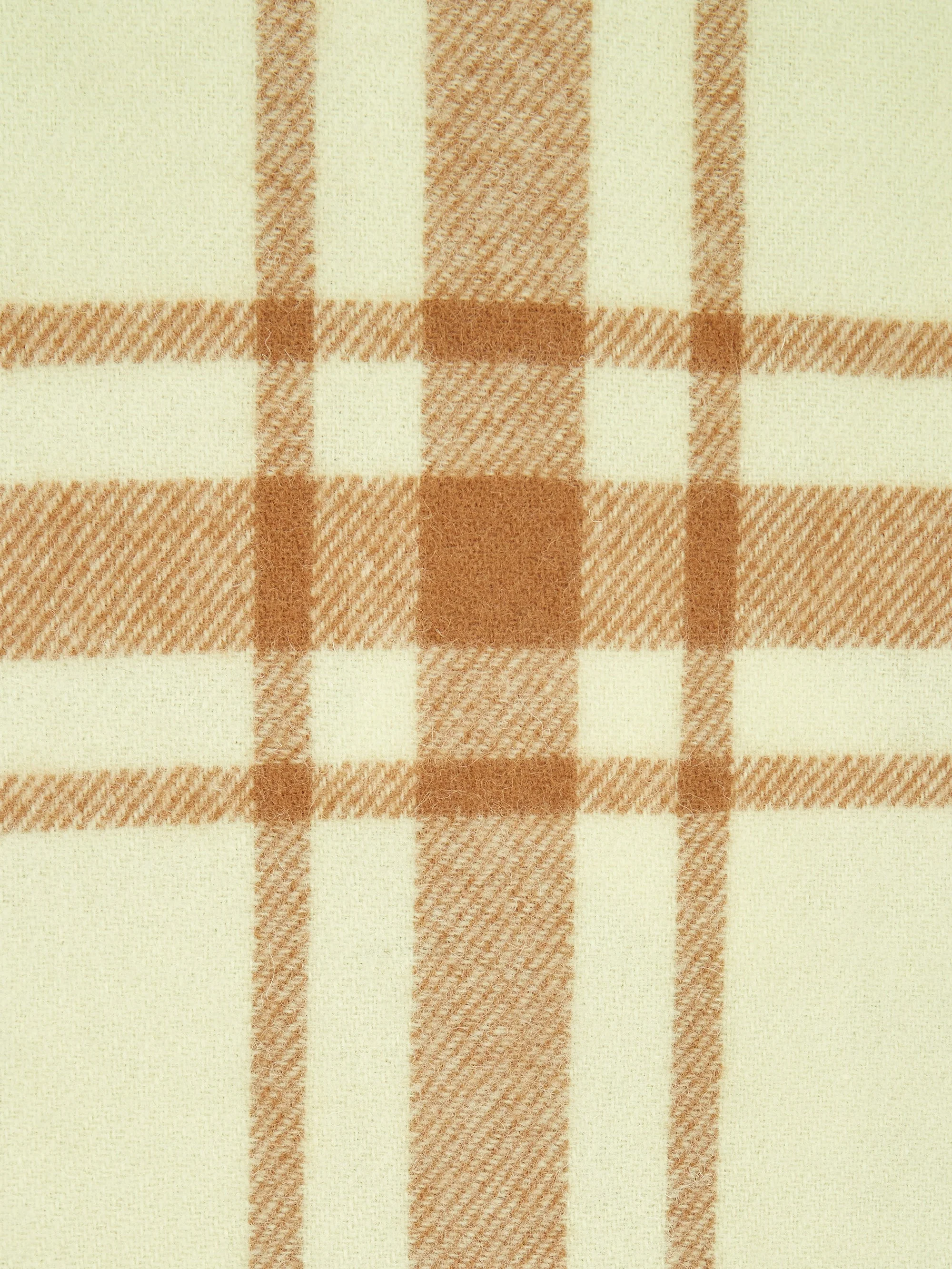 Normann Copenhagen Papa Throw - Pistachio Camel - Image 3