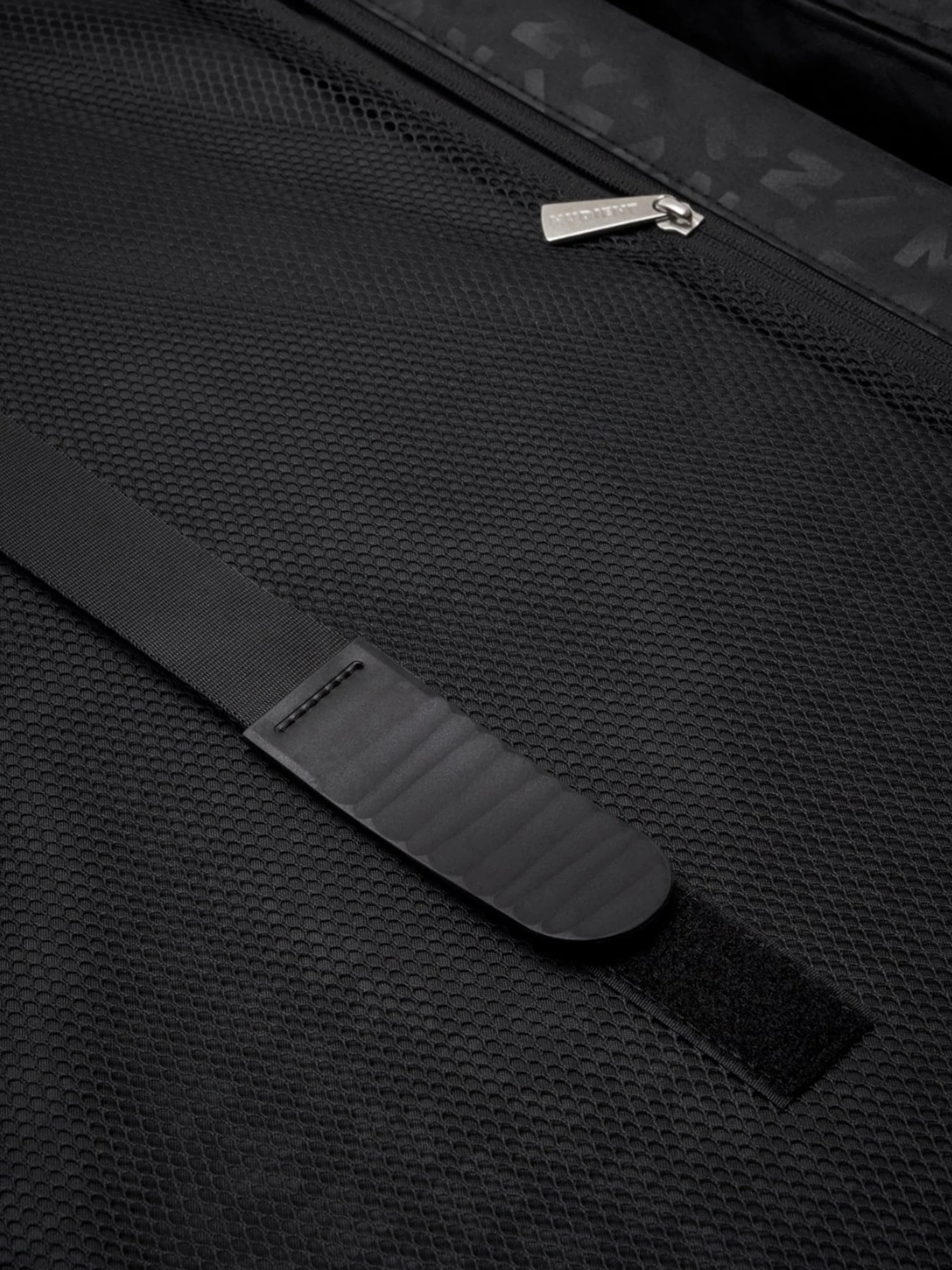 Nudient Check-in Bag Large - Charcoal Black - Image 7
