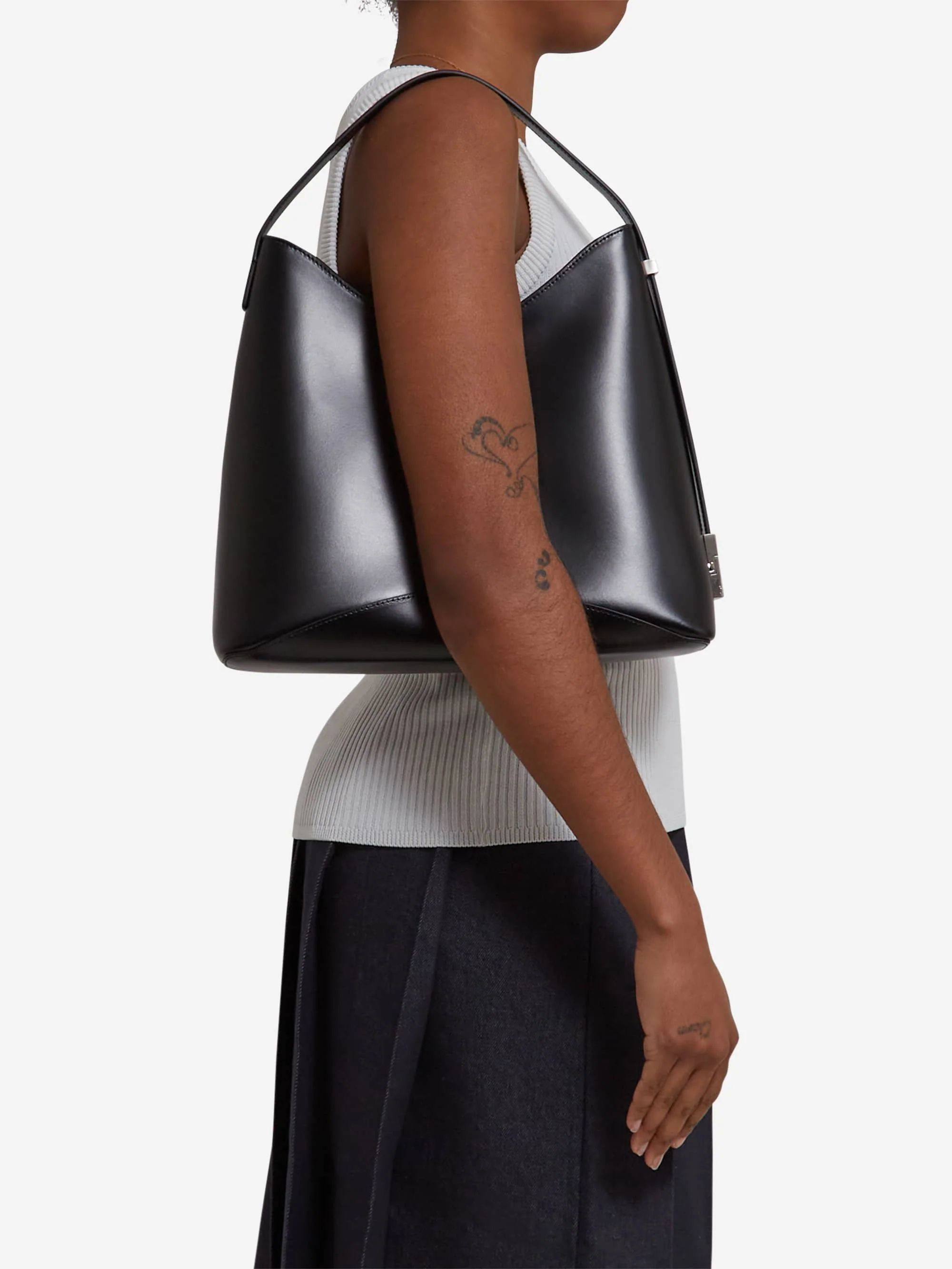 Osoi Egg Hobo Bag - Black - Image 2