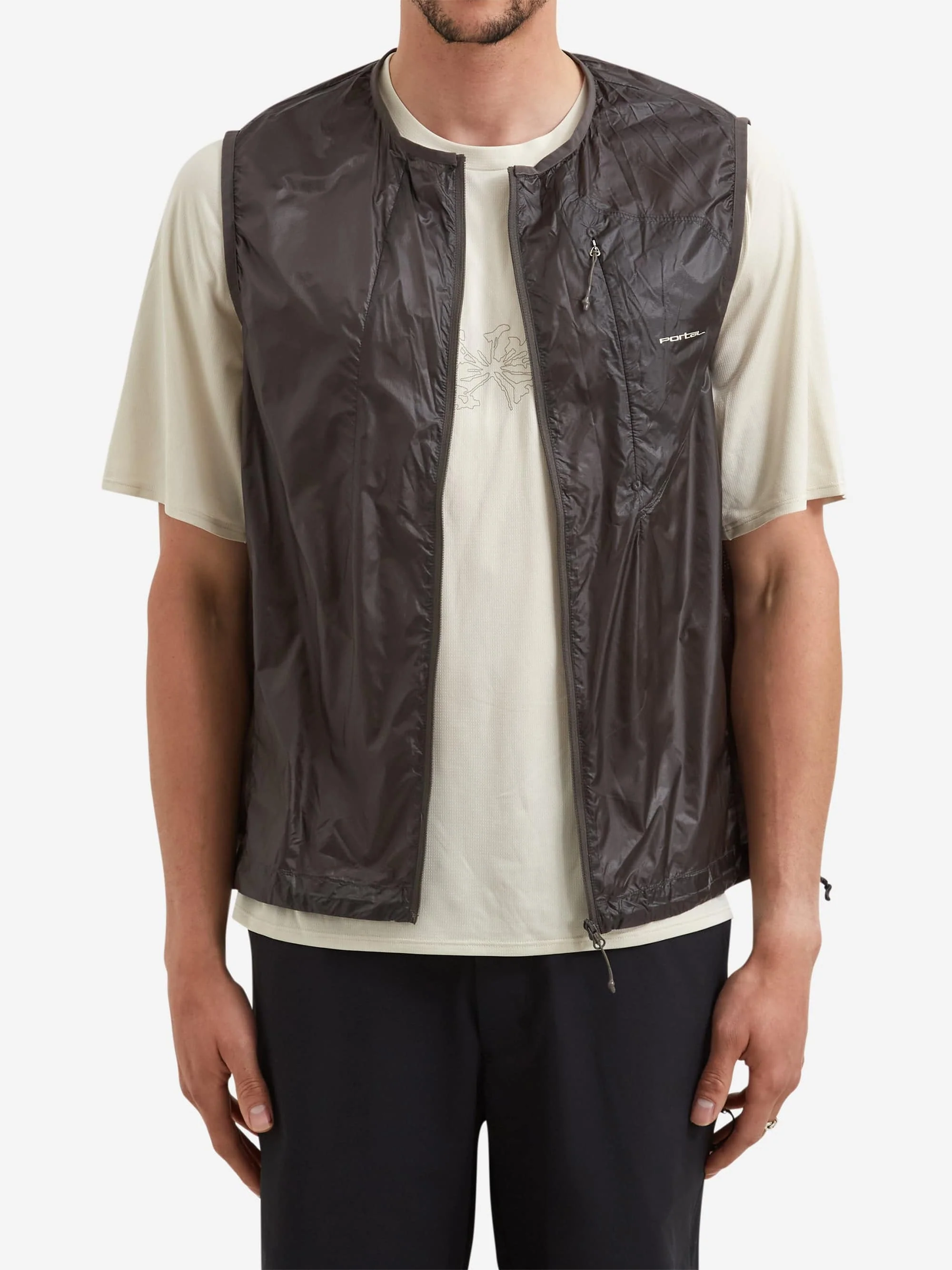 Portal Code Wind Vest - Beluga - Image 2