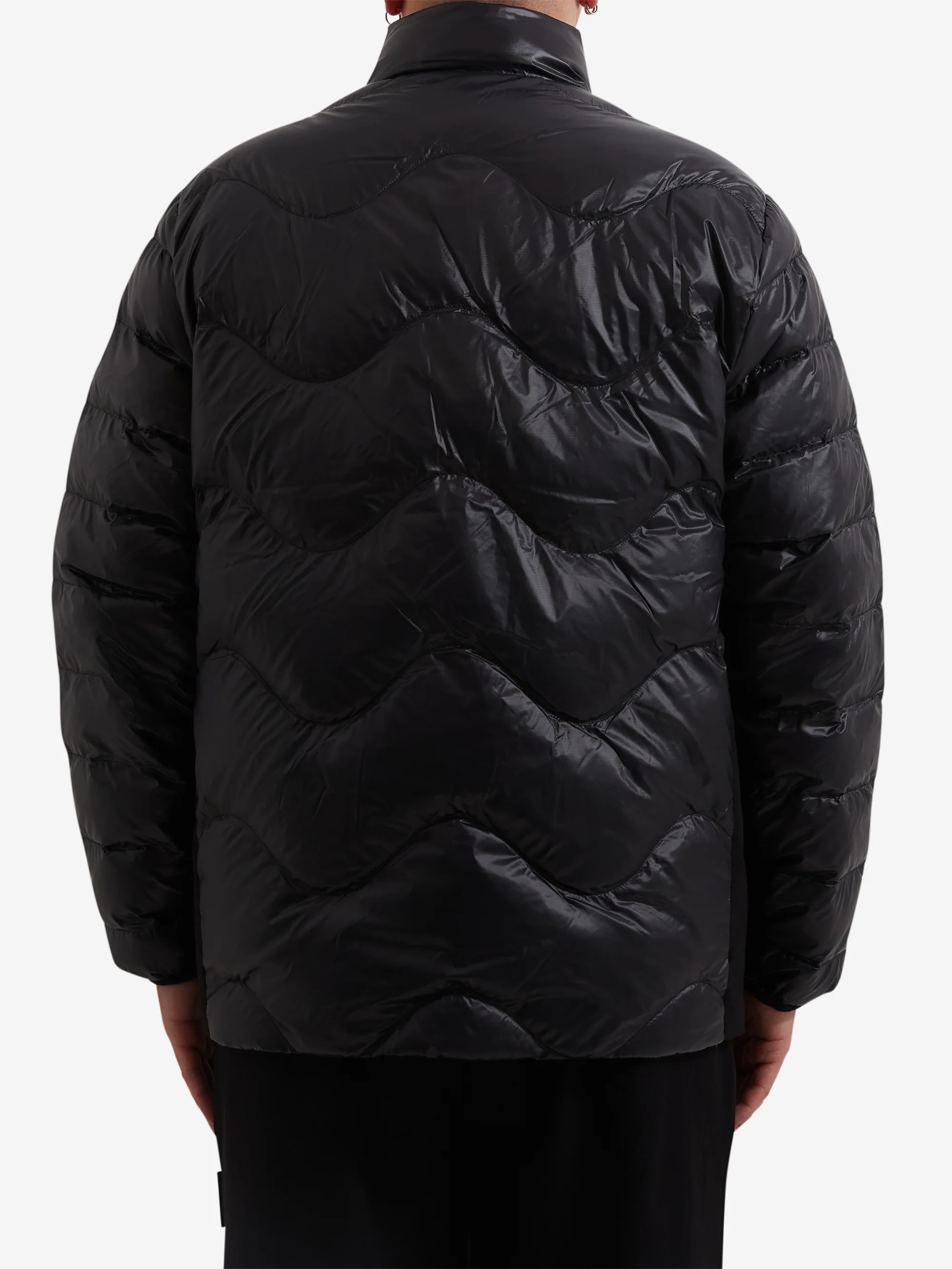 Purple Mountain Observatory Waves Light Puffer - Black - Image 6