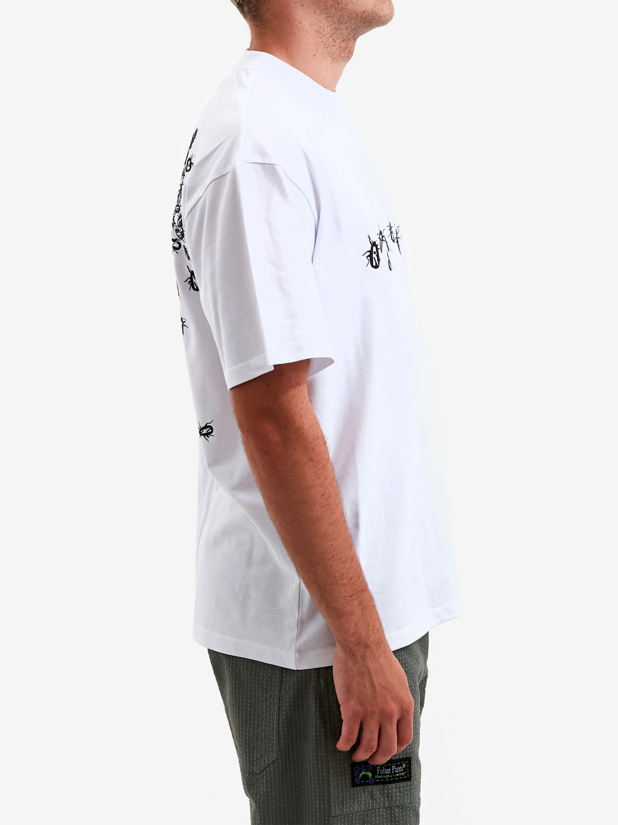 Rayon Vert Kakerlaken T-Shirt - Ghost White - Image 5