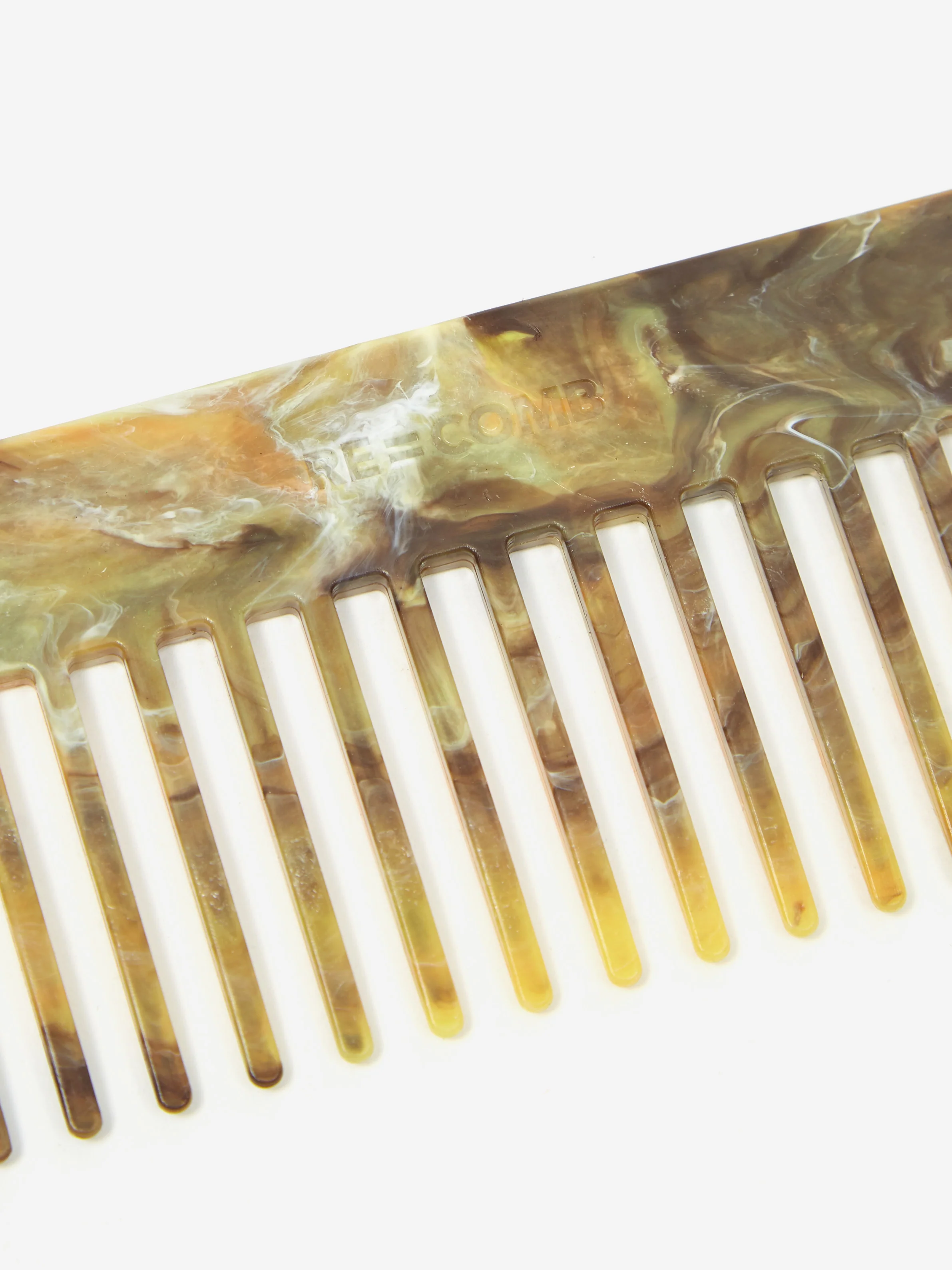 RE=COMB Recycled Plastic Hair Comb - Cheetah - Image 2