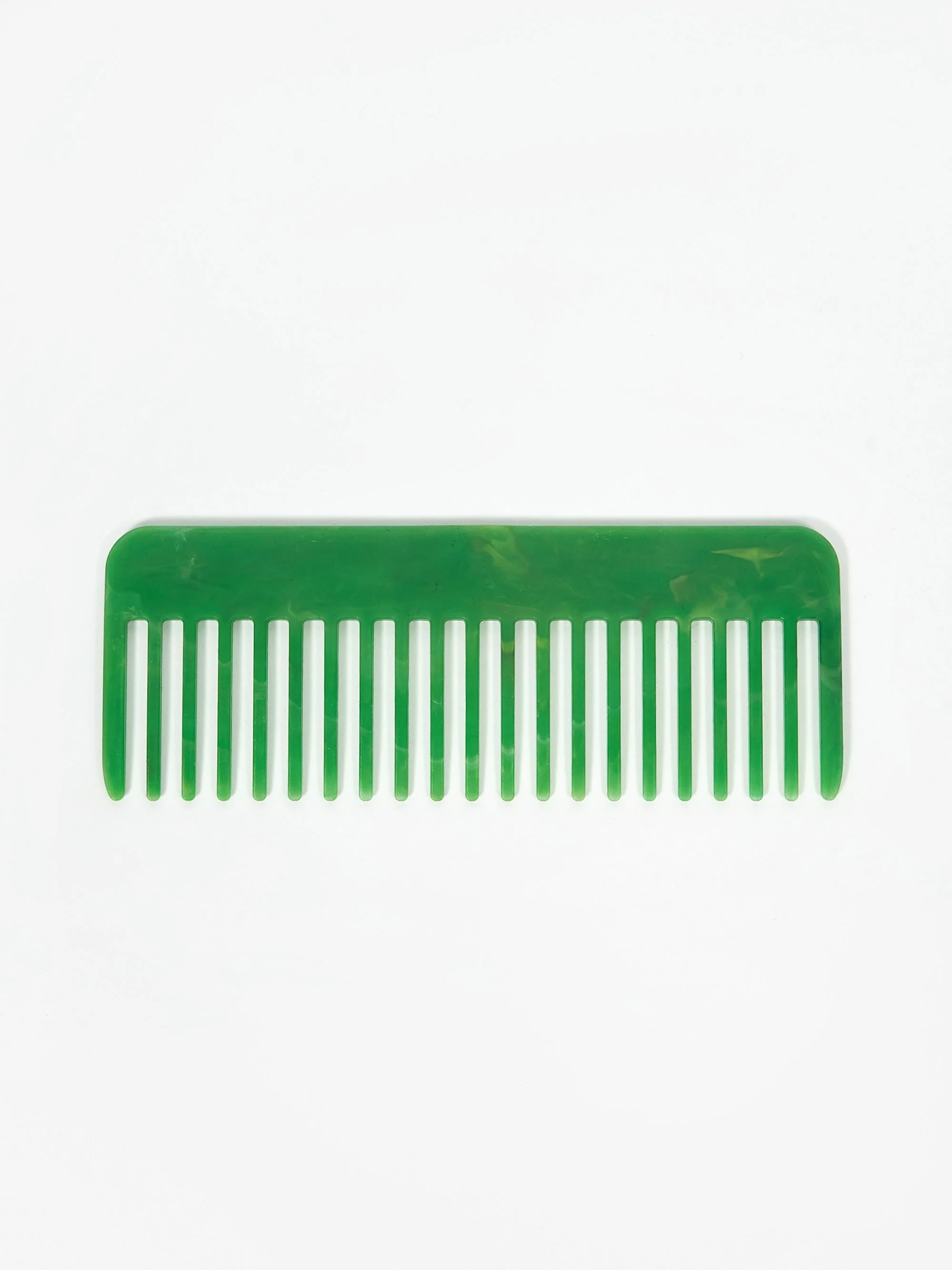 RE=COMB Recycled Plastic Hair Comb - Green - Image 3
