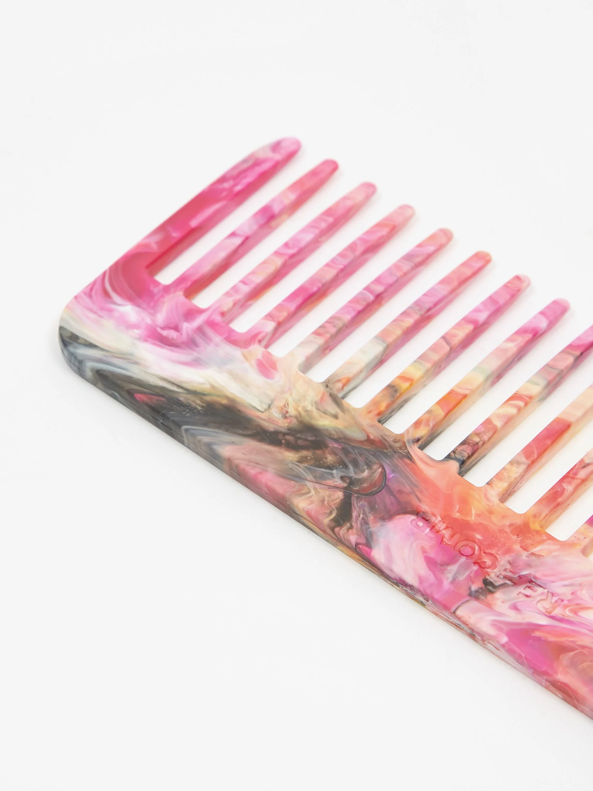 RE=COMB Recycled Plastic Hair Comb - Marbled Warm - Image 3