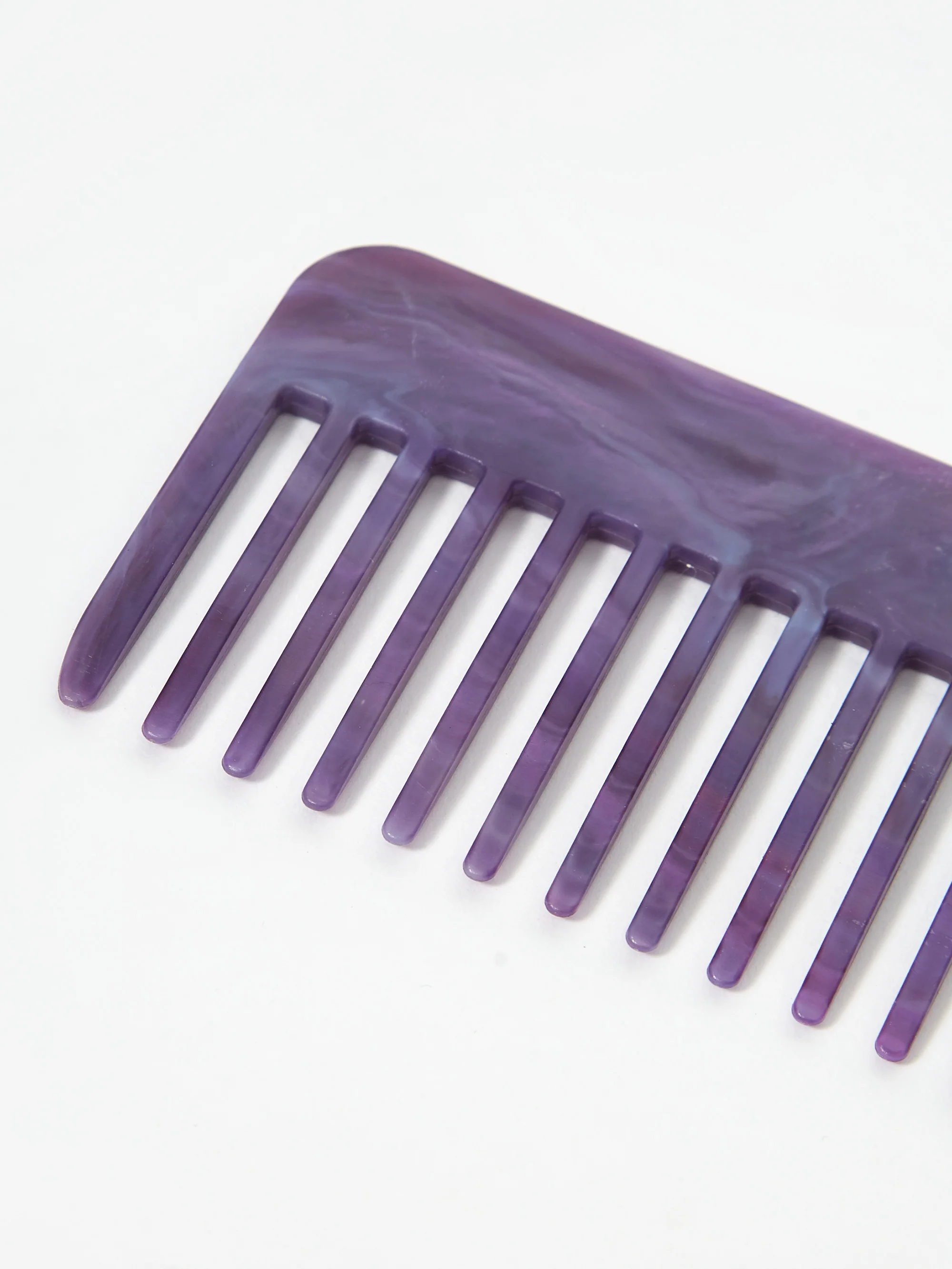 RE=COMB Recycled Plastic Hair Comb - Purple - Image 5