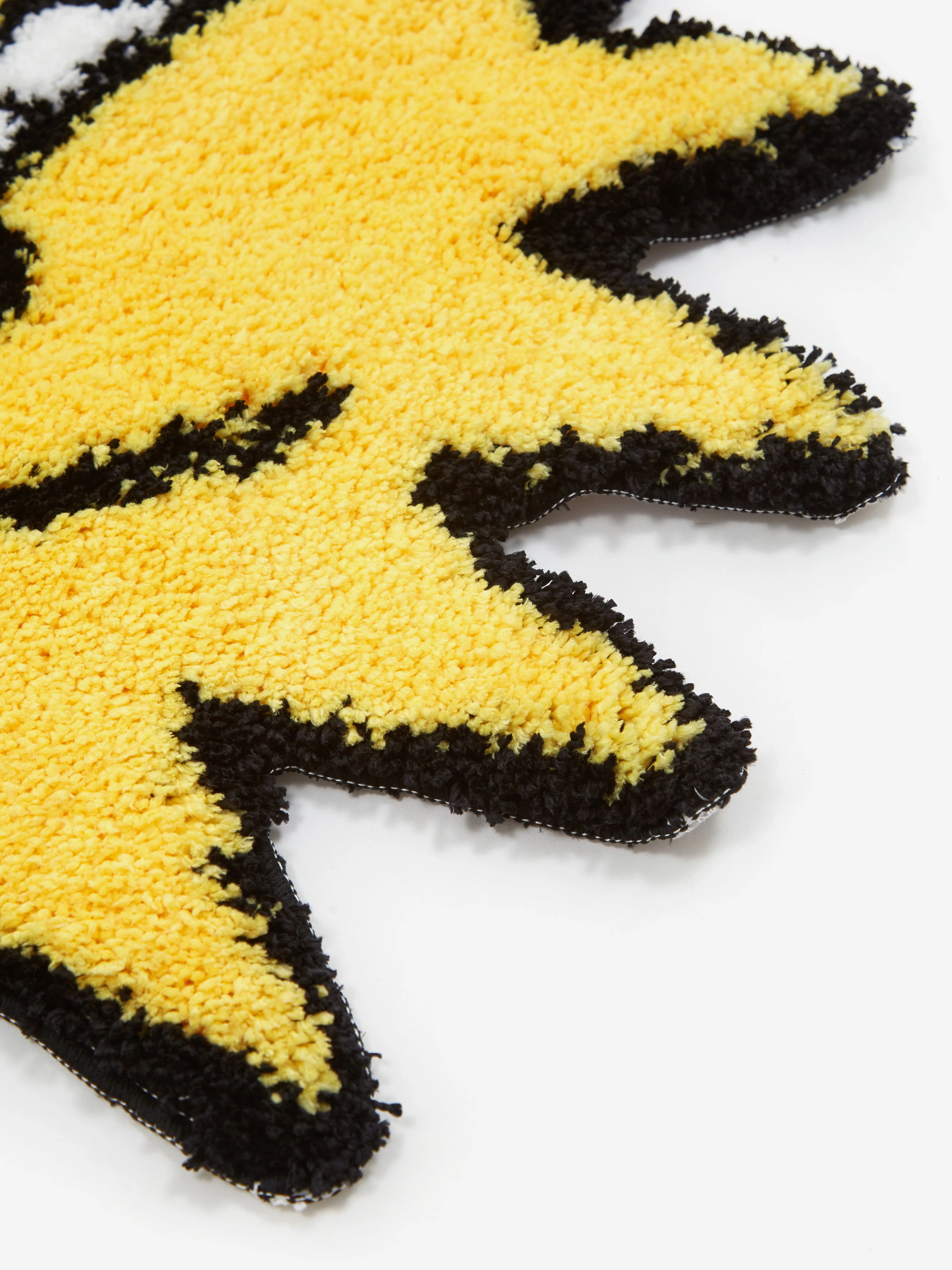 Reception Rug Extinct 70x70cm - Yellow - Image 3