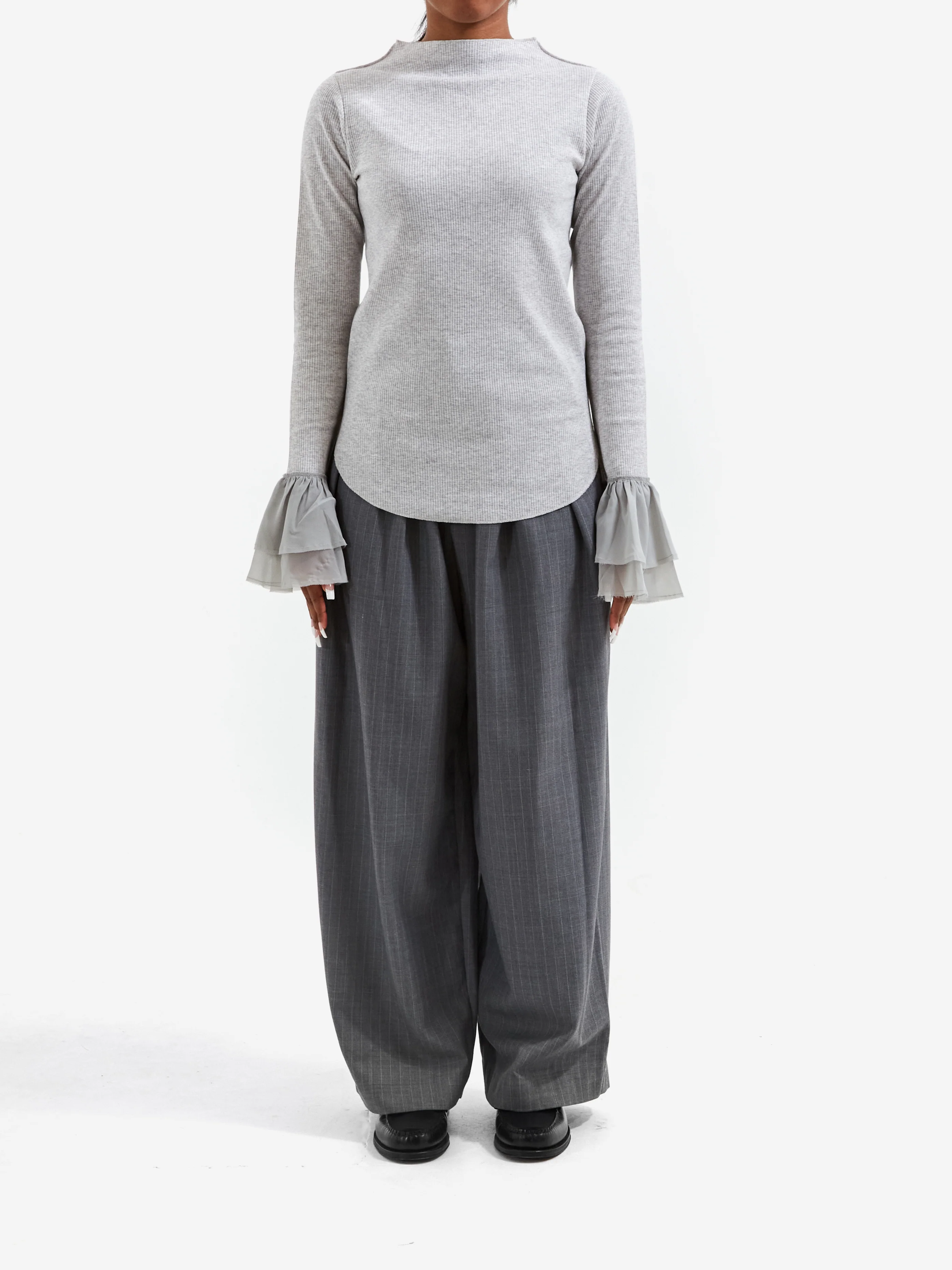 Rhodolirion Ribbed Frill Cuff Pullover Tee - Grey - Image 3