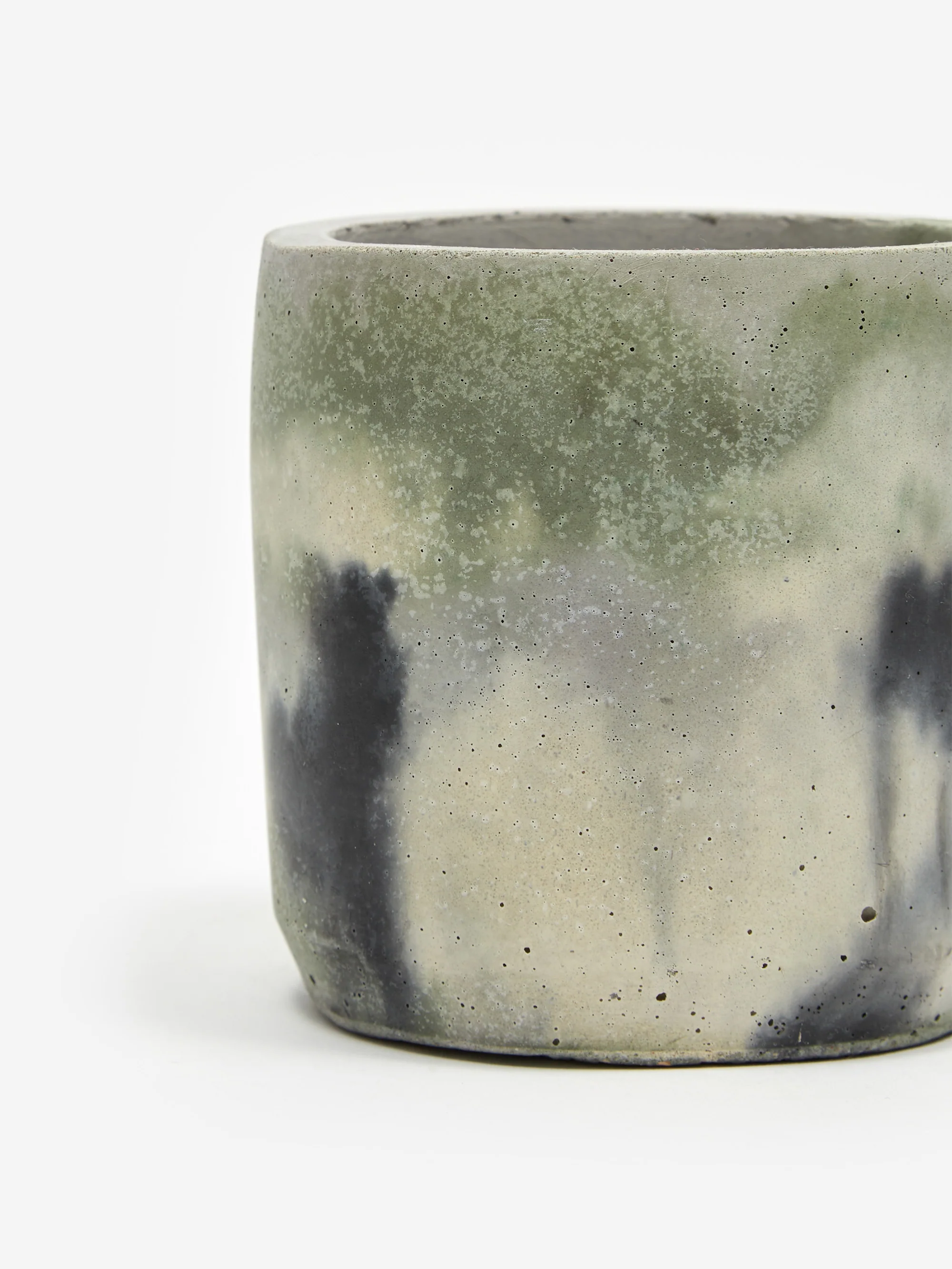 Smith and Goat x Goodhood Medium Concrete Plant Pot - Green and Lilac - Image 3