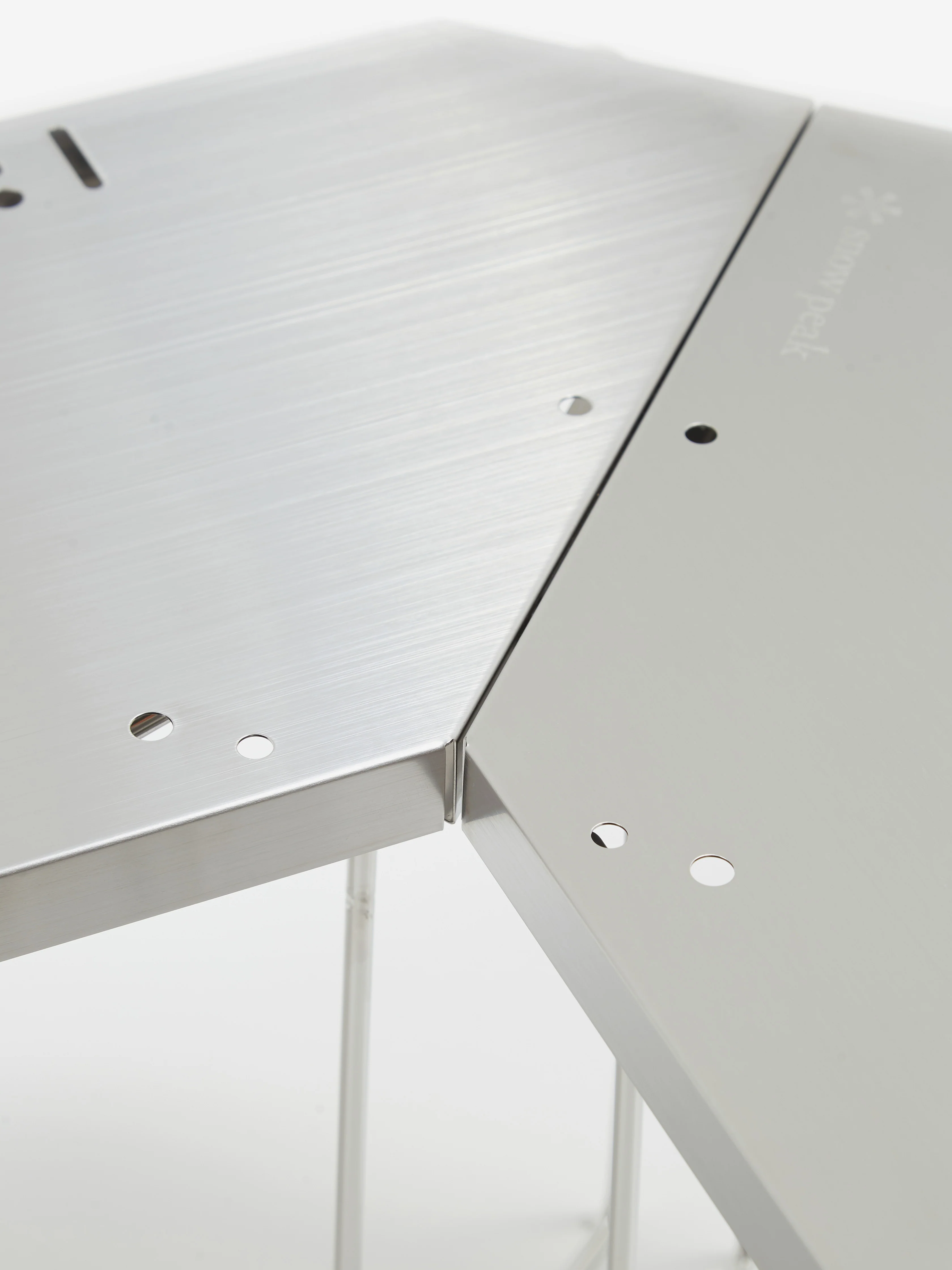Snow Peak Jikaro Fire Ring Table - Silver - Image 3