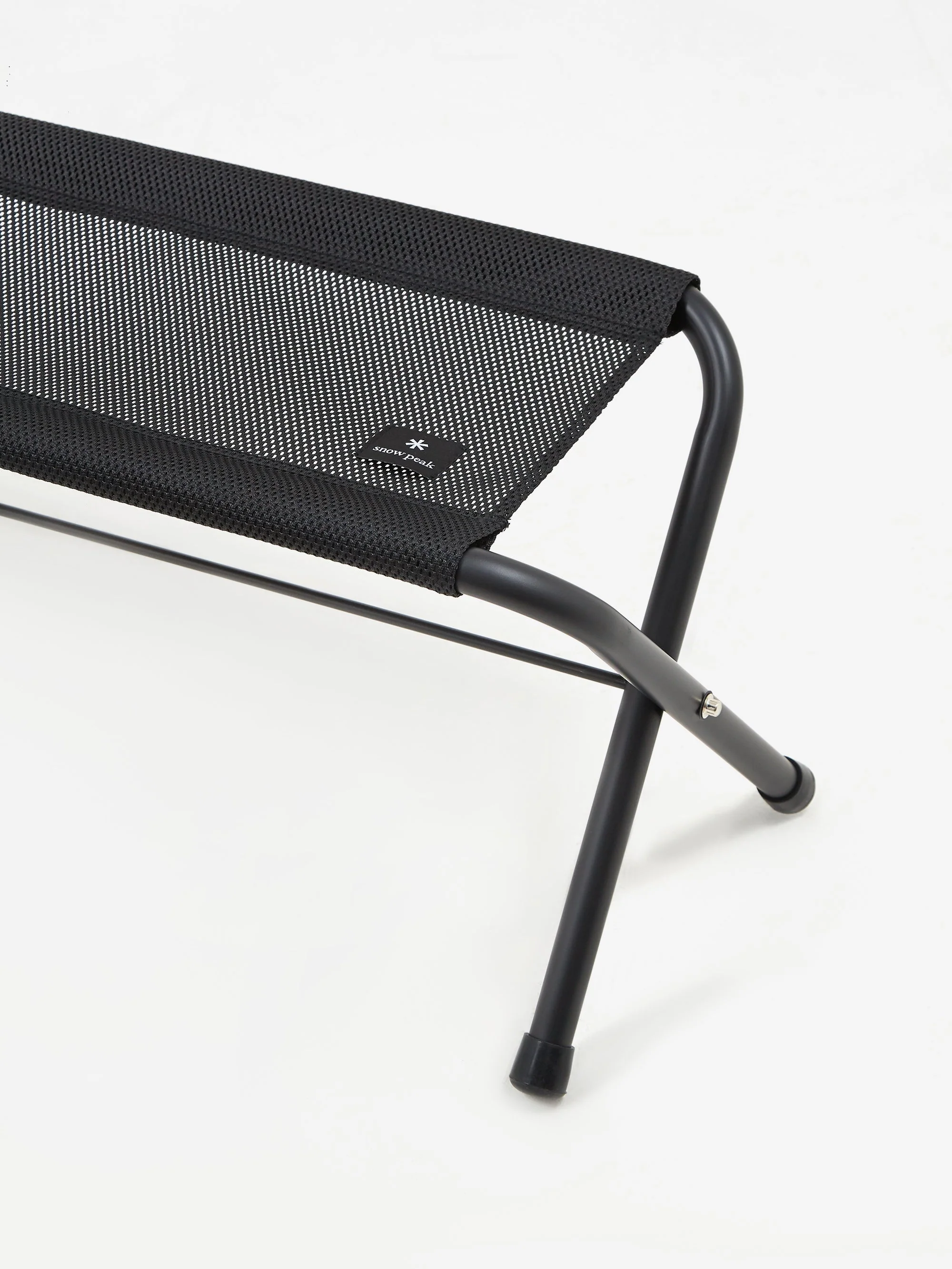 Snow Peak Mesh FD Bench - Black - Image 3