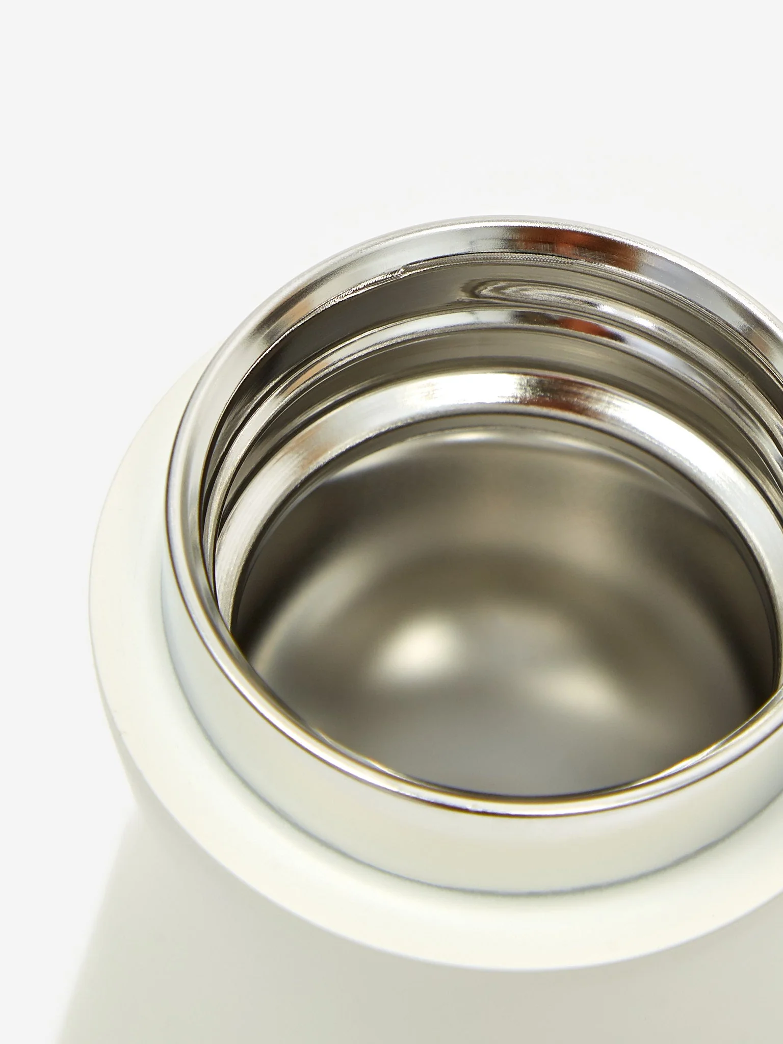 Snow Peak Stainless Vacuum Bottle Tsuzumi 350 - White - Image 4