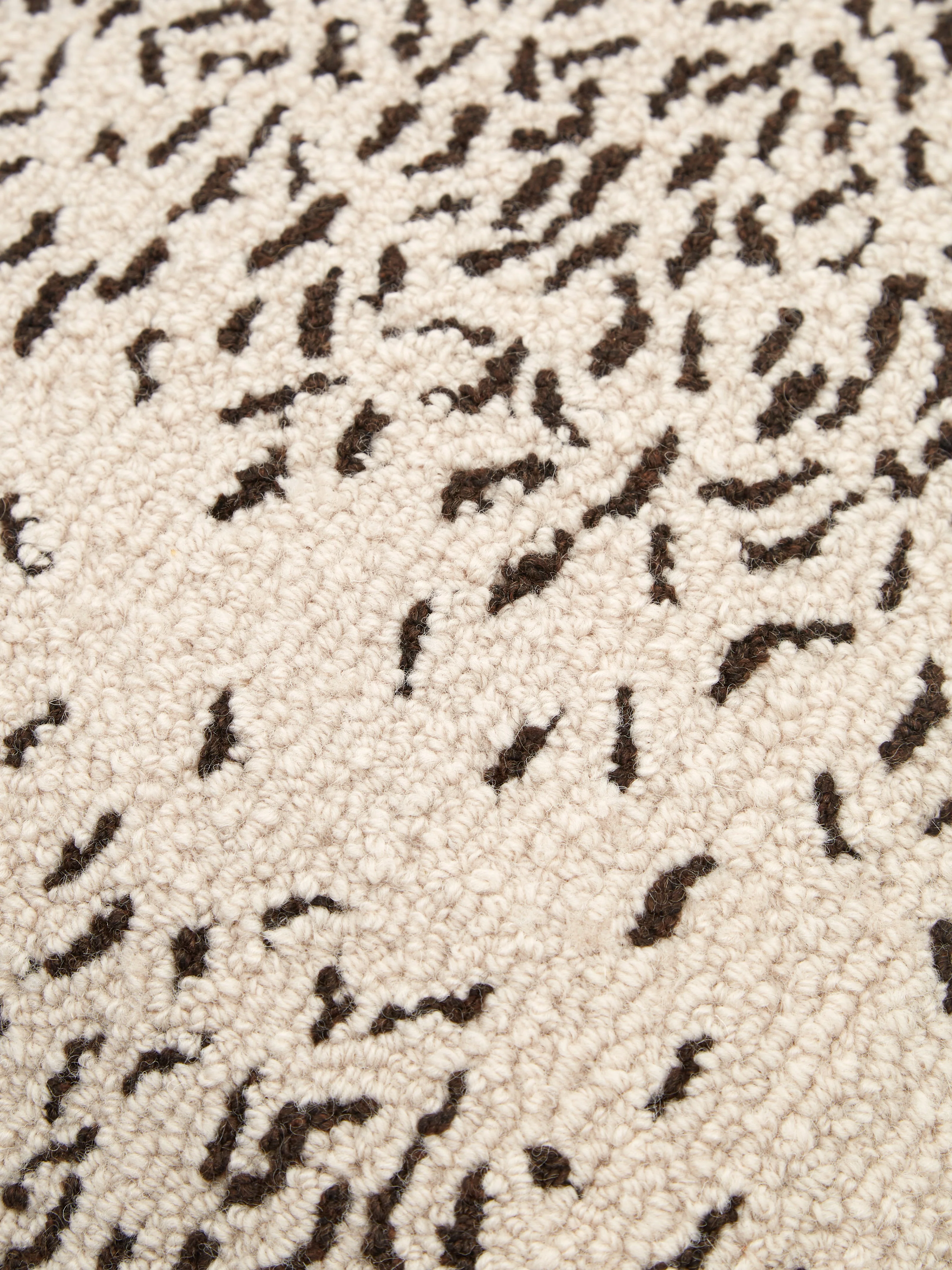 soosumsee Hand Tufted Carpet Cushion - Ants - Image 3