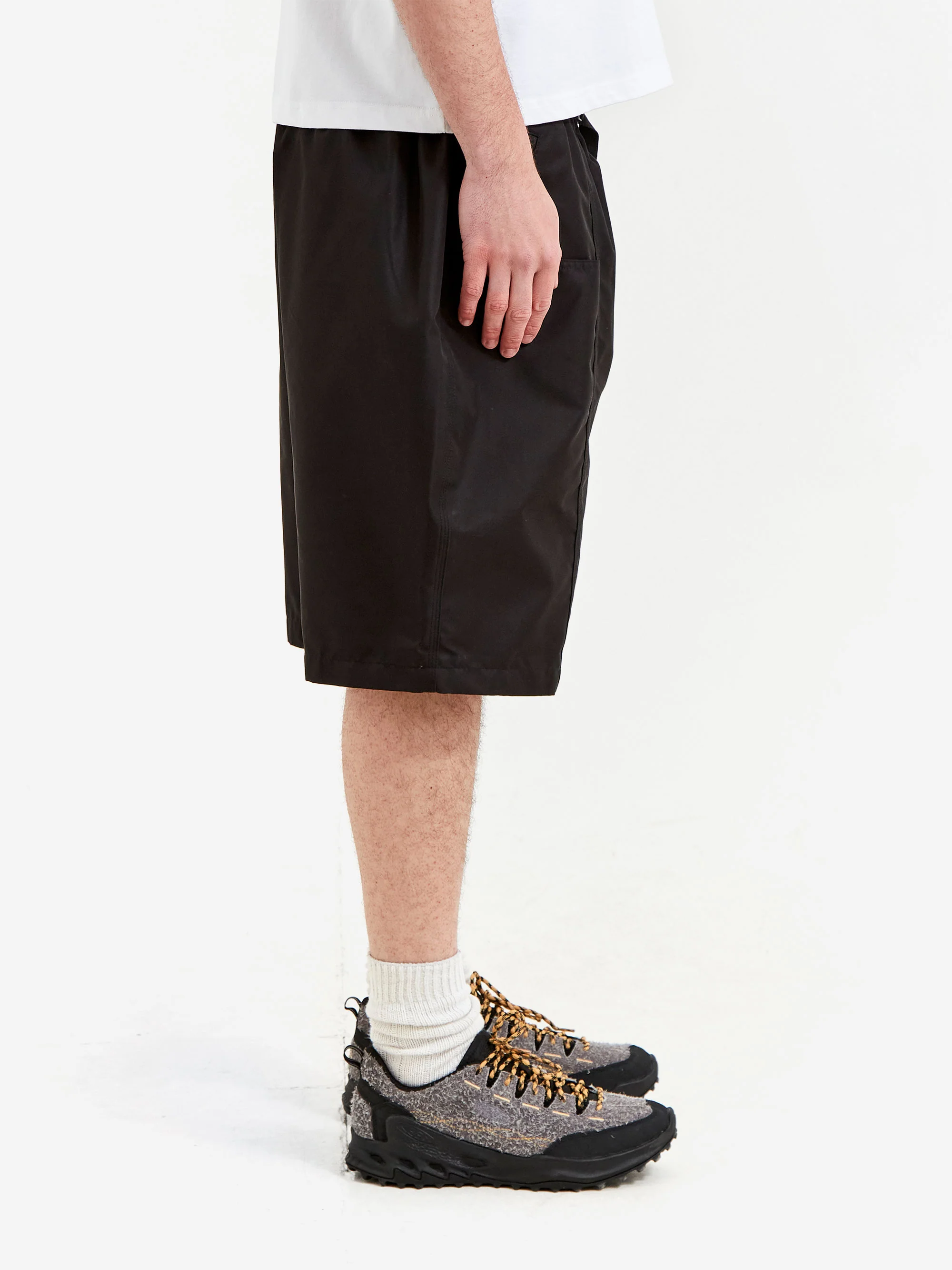 South2 West8 Belted C.S.Short - Black - Image 5