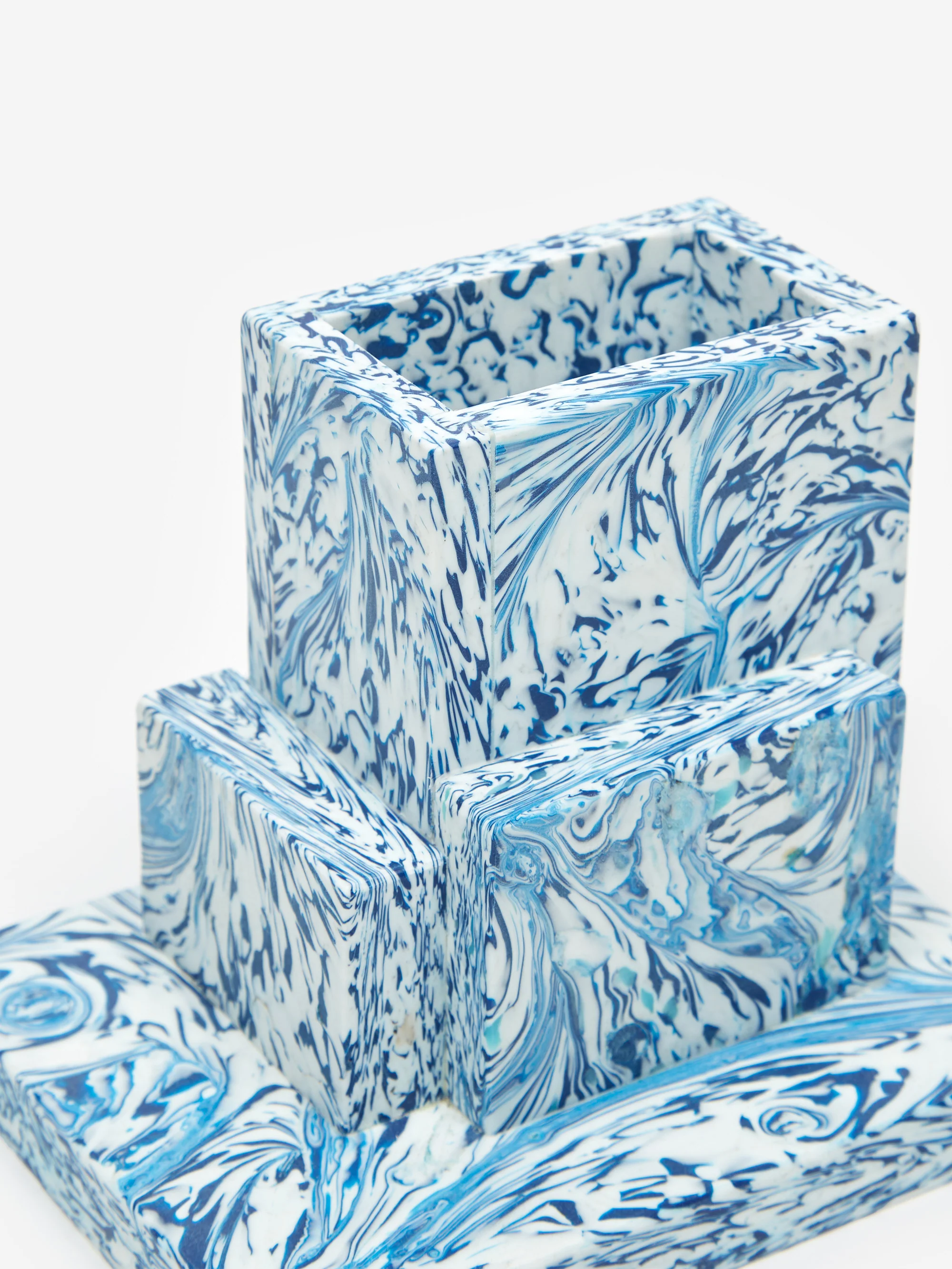 Space Available Archidesk Upcycled Plastic Pen Holder - Blue Wave - Image 2