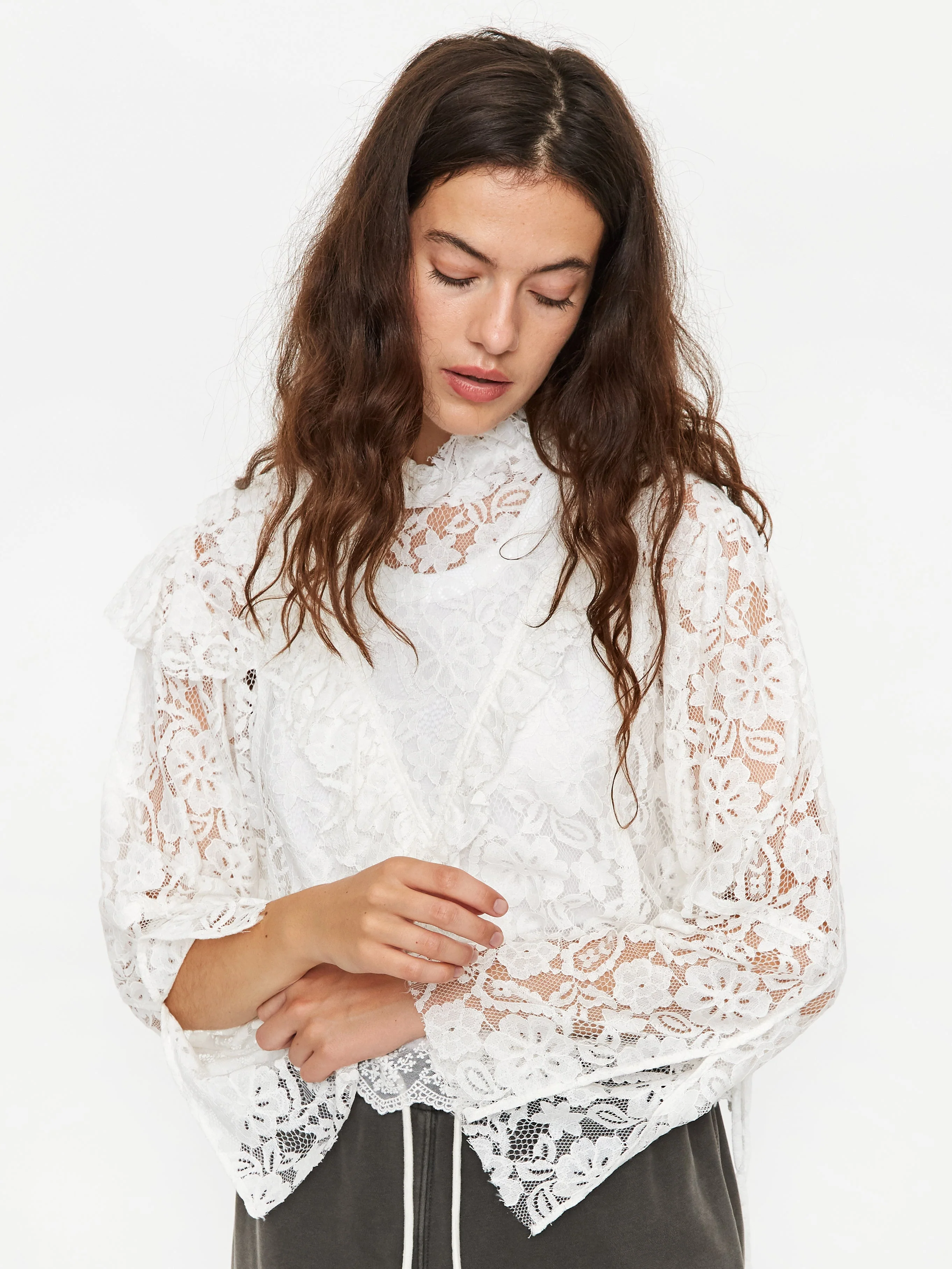 Stand Alone Mixed Lace Tie Longsleeve Blouse - White - Image 4