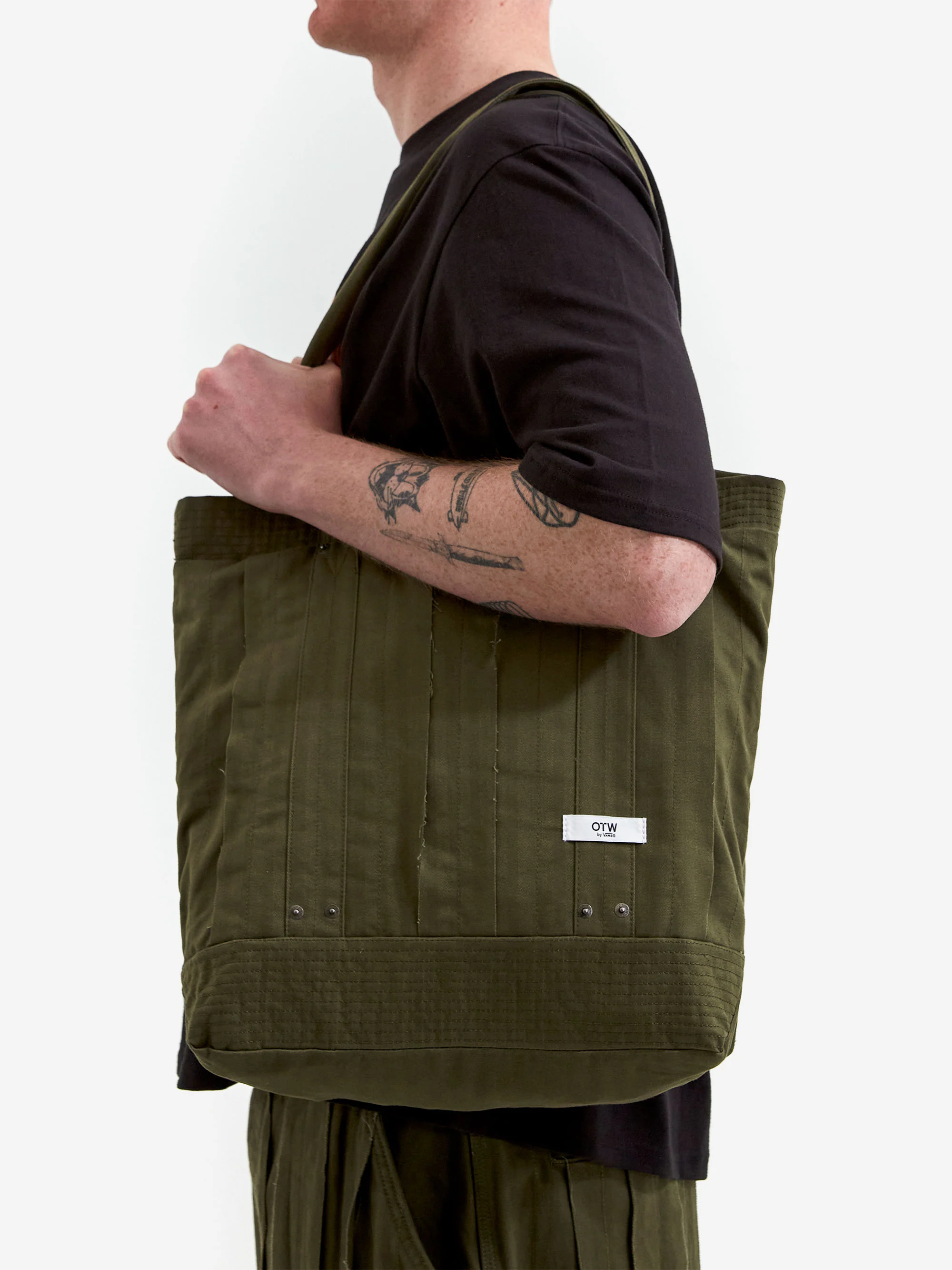 Vans OTW Courtyard Tote - Grape Leaf - Image 2