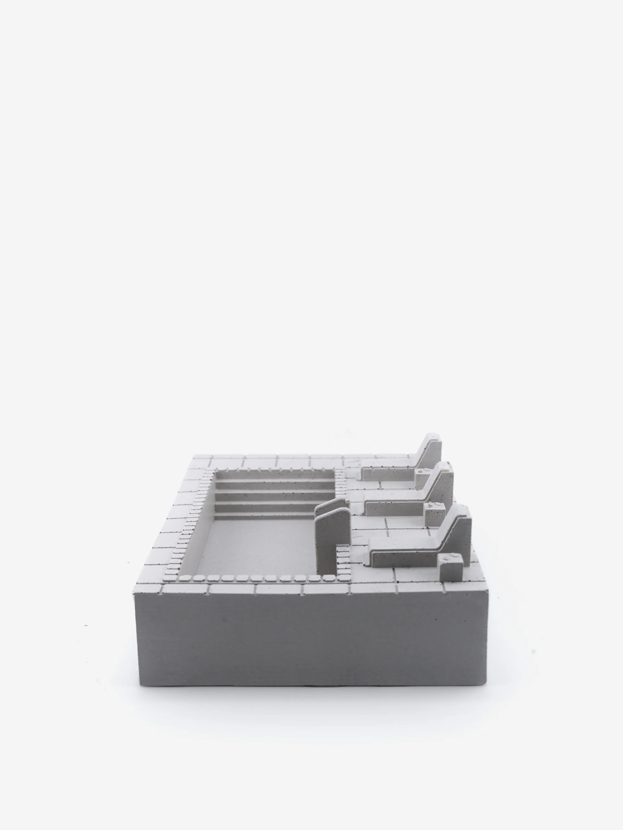 Vented London Concrete Object - The Poolside