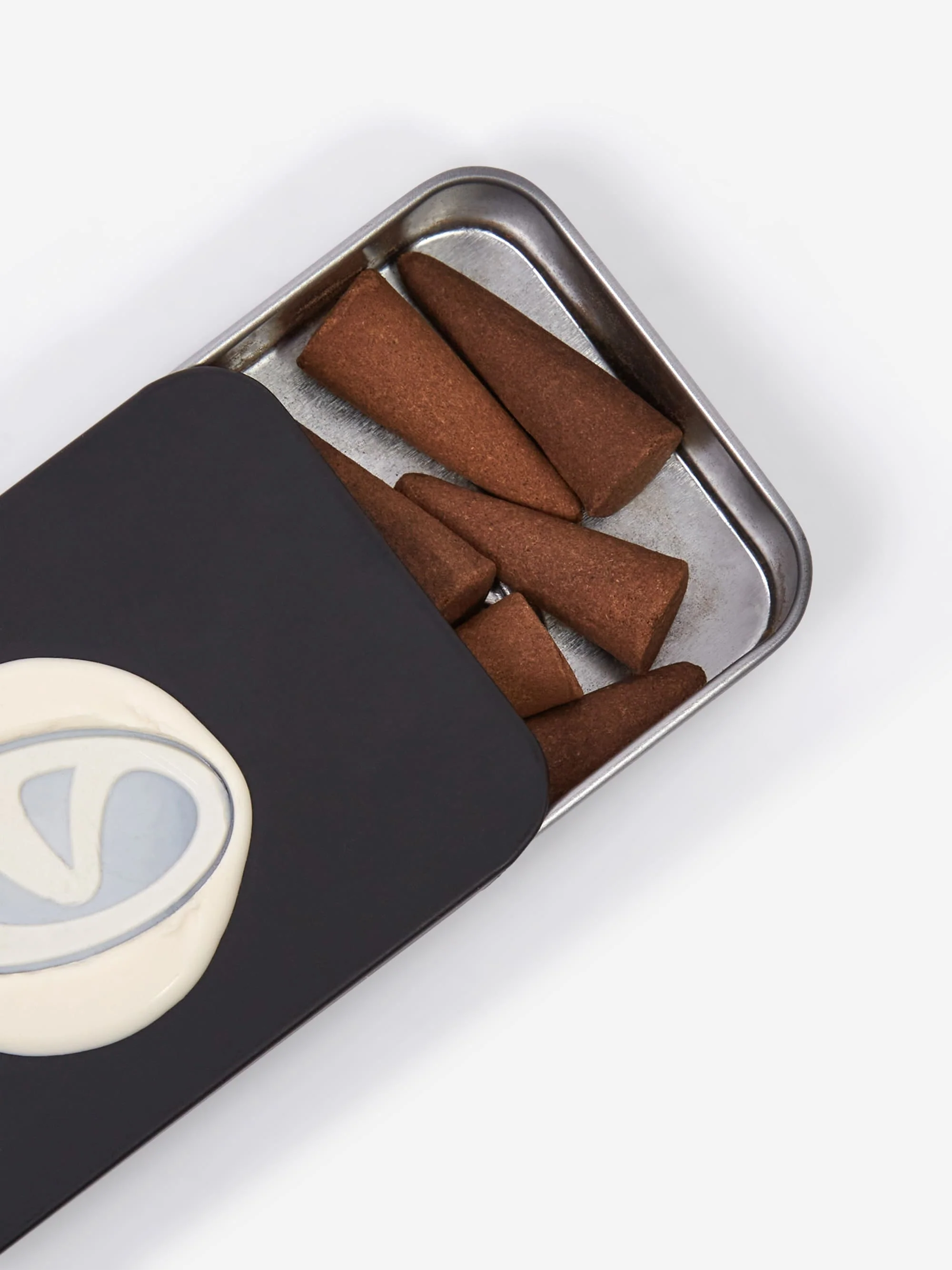 Vented London Incense Tin - Vanilla - Image 3