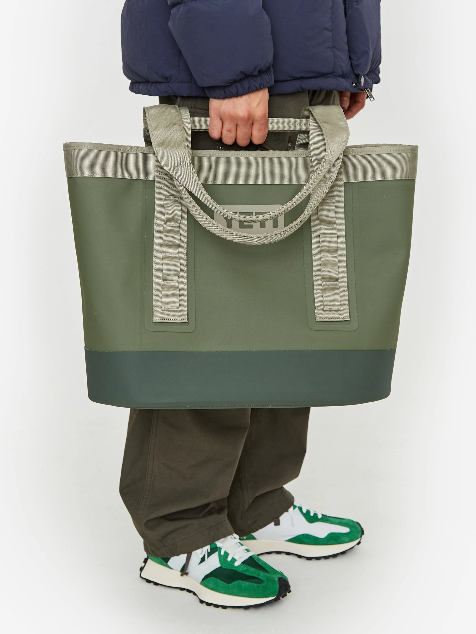 YETI Camino Carryall 2.0 - Highlands Olive - Image 8