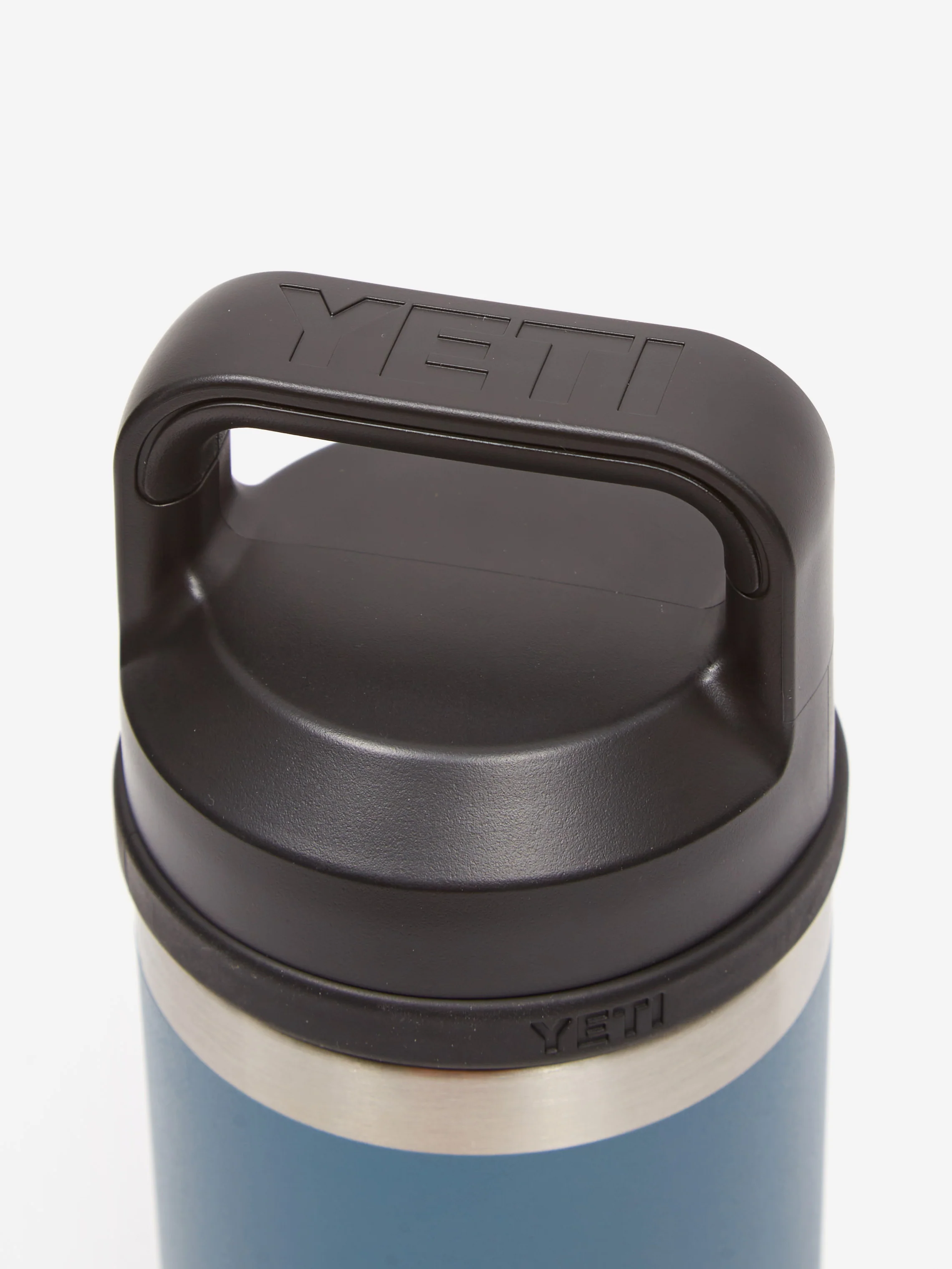YETI Rambler 18oz Bottle Chug - Nordic Blue - Image 3