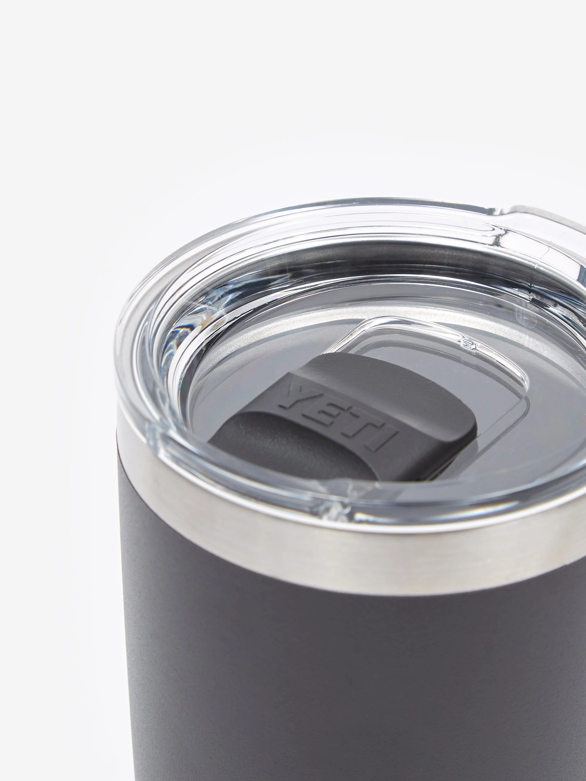 YETI Rambler 20oz Tumbler - Black - Image 3