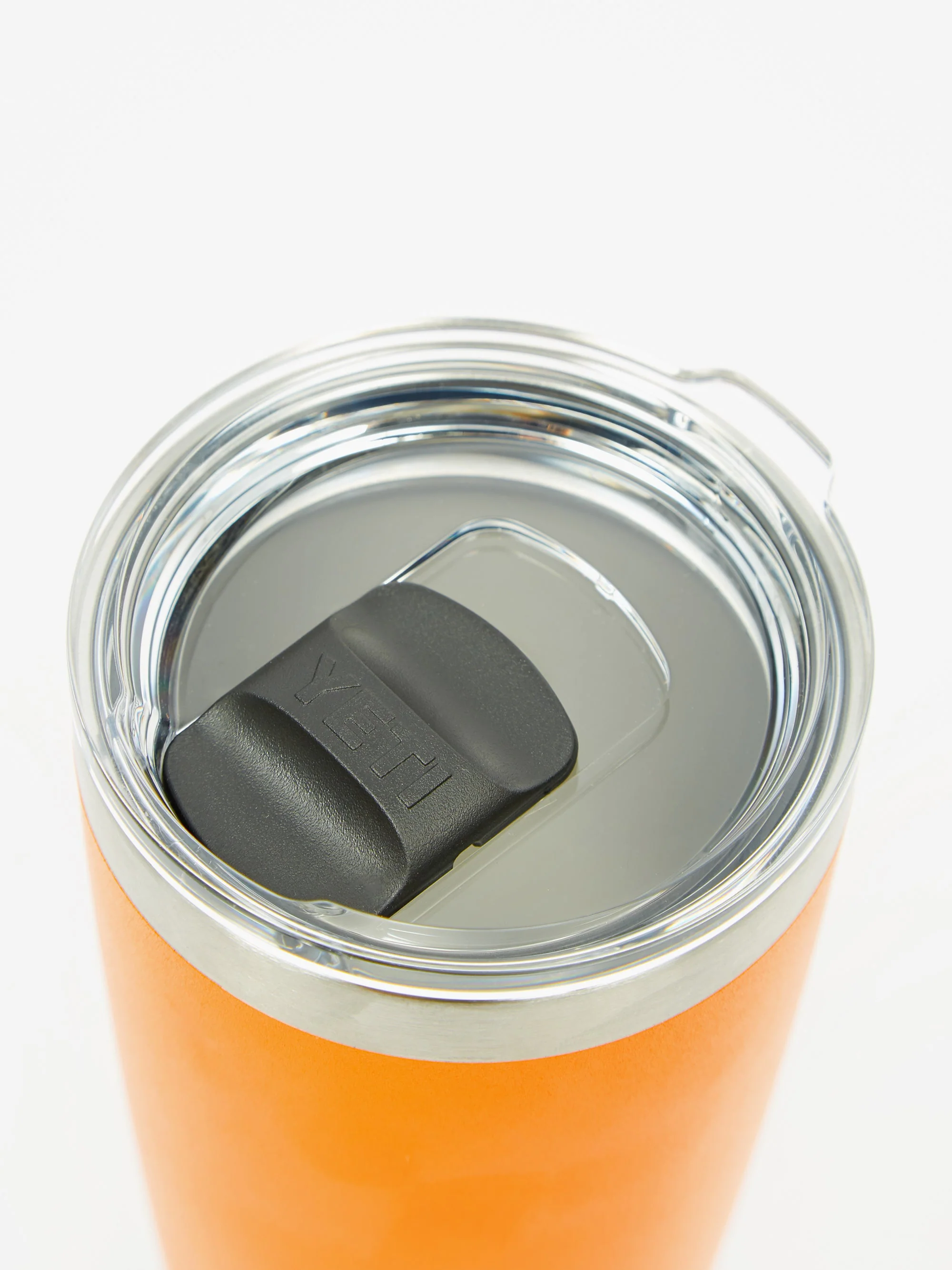 YETI Rambler Tumbler 20 Oz - King Crab - Image 3