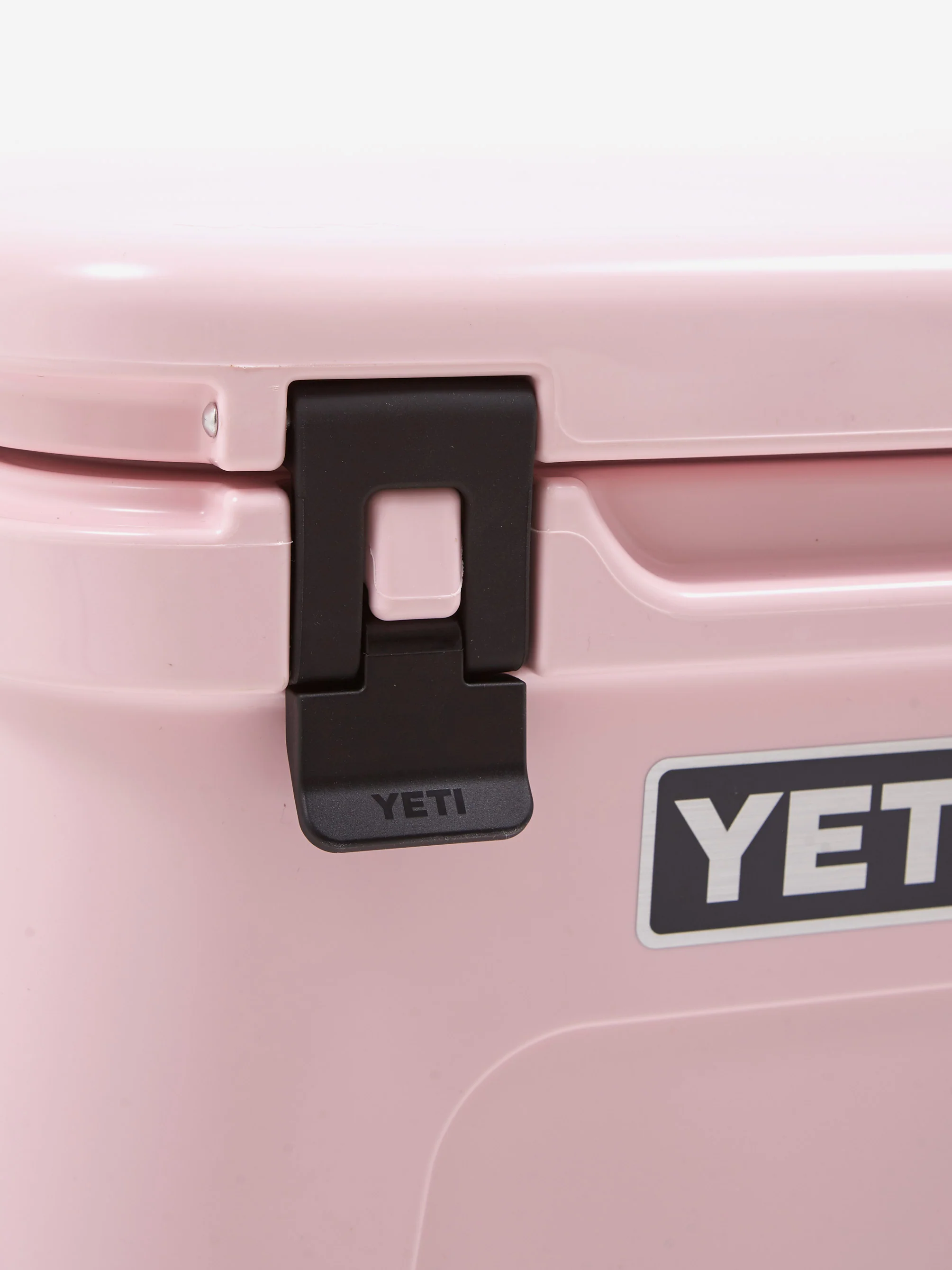 YETI Roadie 24 - Ice Pink - Image 4