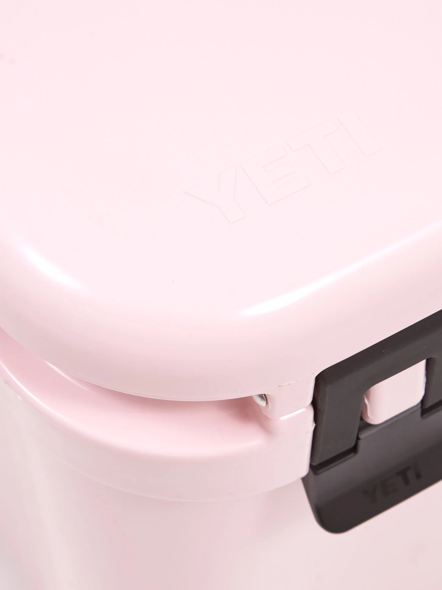 YETI Roadie 24 - Ice Pink - Image 5