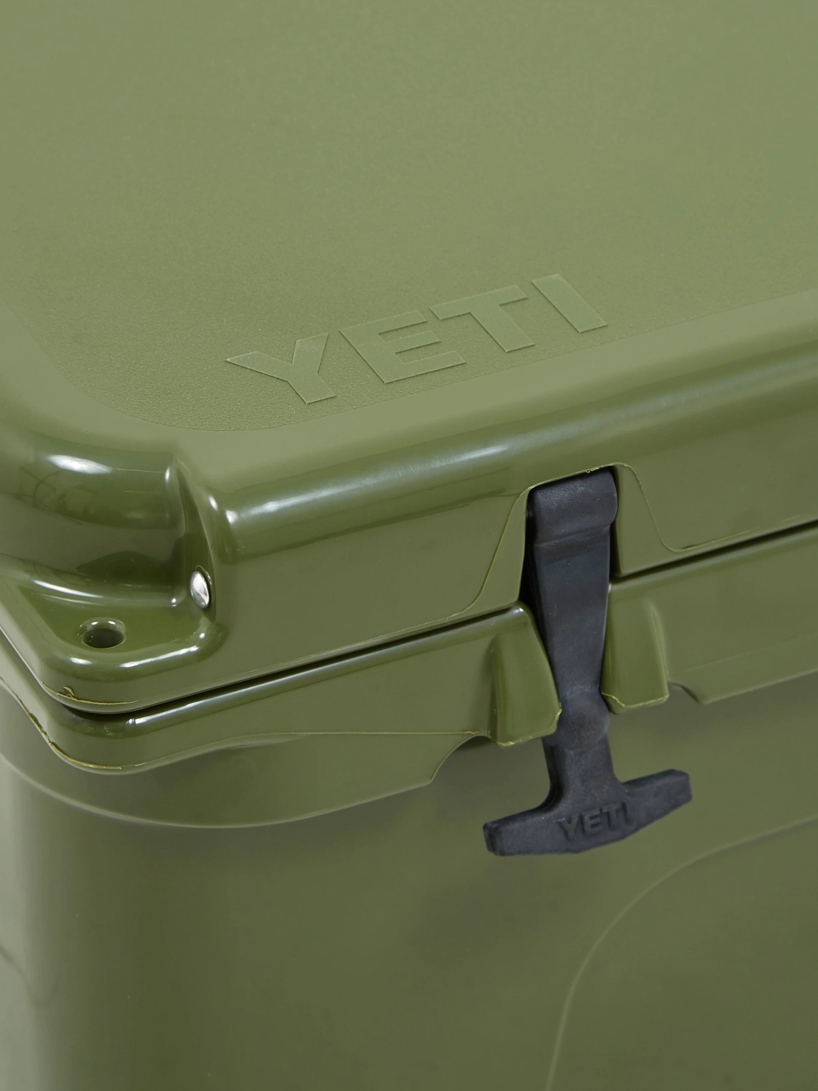 YETI Tundra 65 - Highlands Olive - Image 4