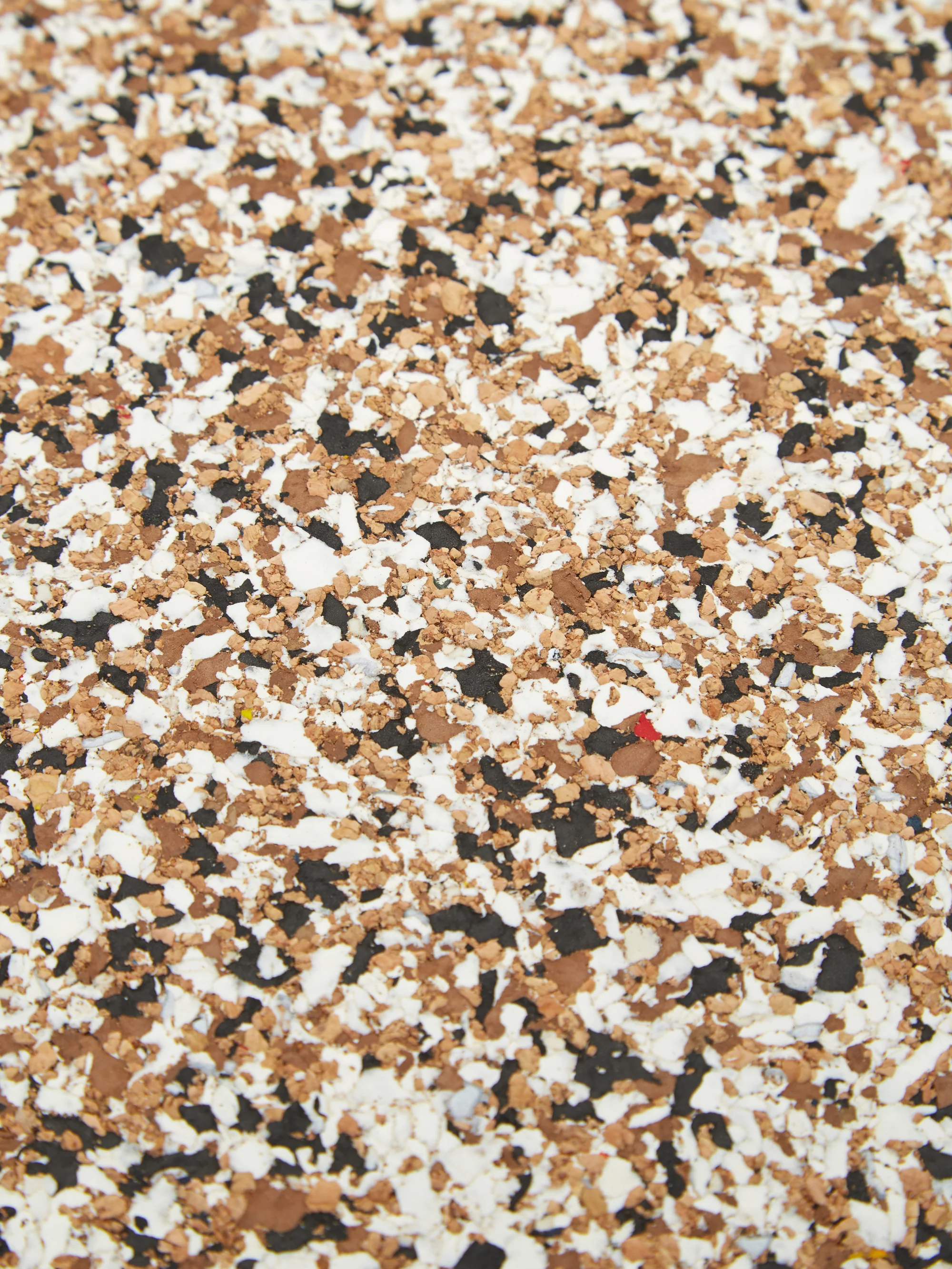 Yod and Co Speckled Cork Placemat 30cm - Black - Image 3